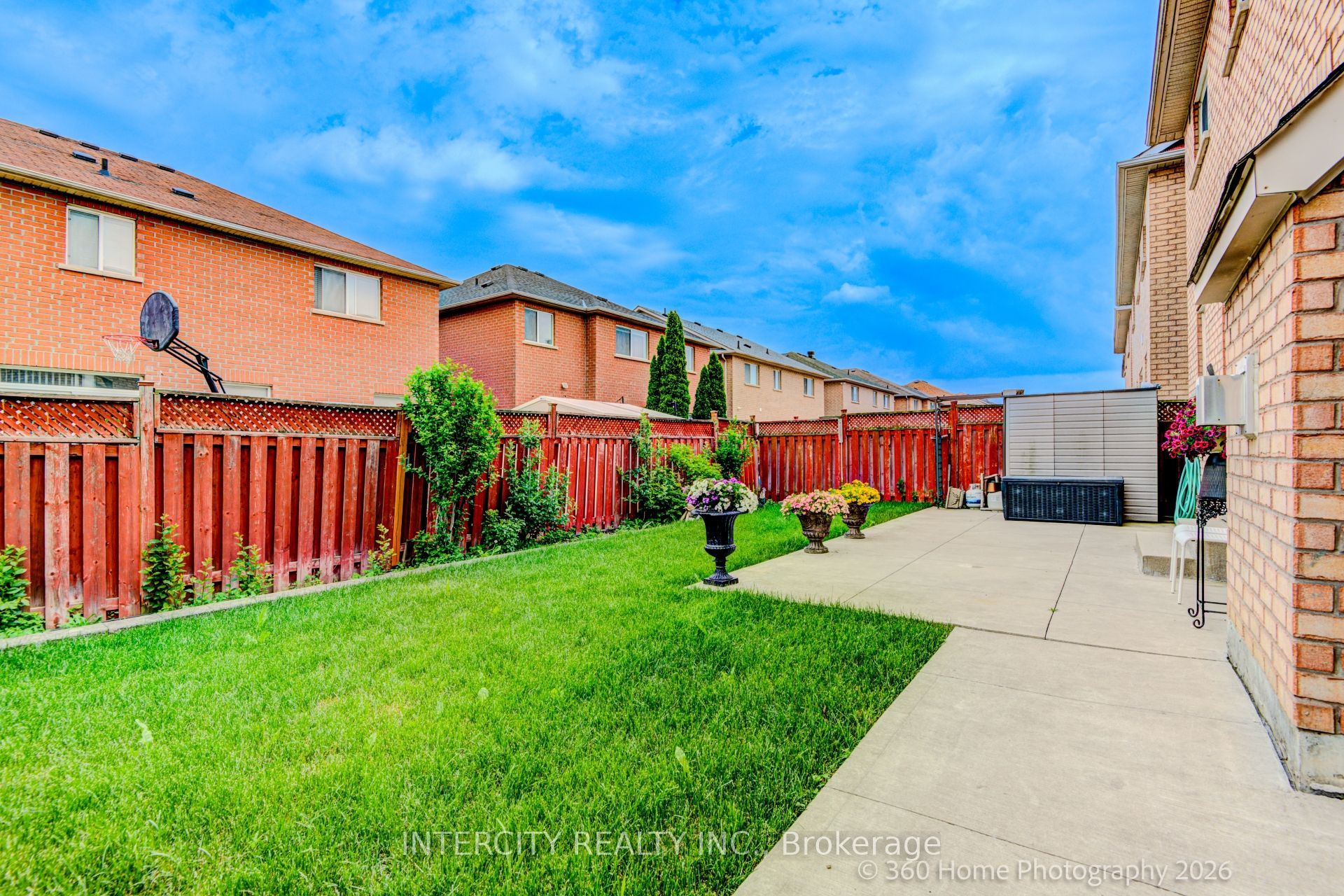 27 Modesto Crescent Property Photo 24
