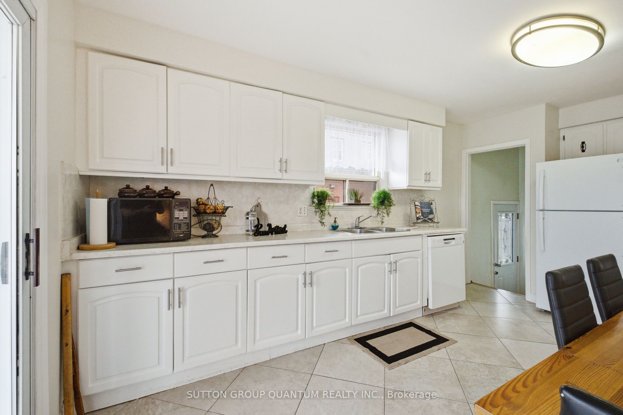1257 Alexandra Avenue Property Photo 9