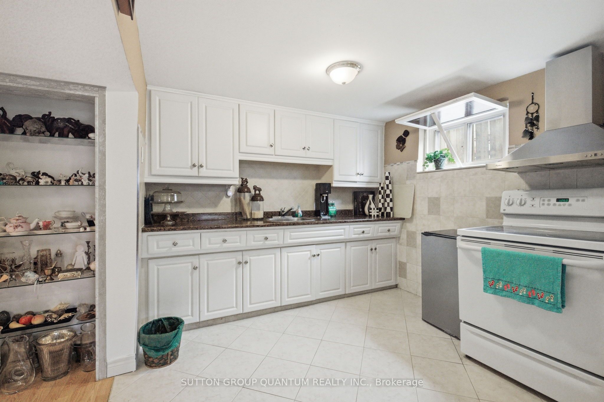 1257 Alexandra Avenue Property Photo 28