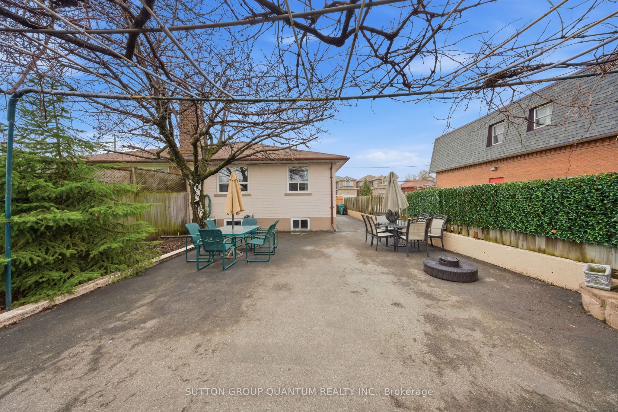 1257 Alexandra Avenue Property Photo 38