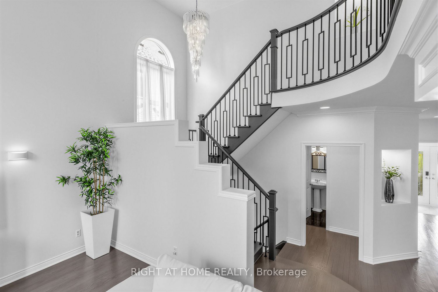 4145 Bonavista Crescent Property Photo 20