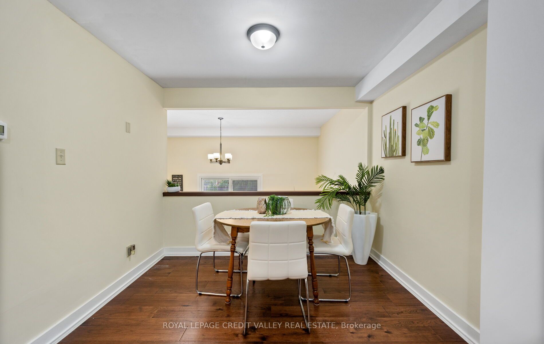 7 Hillpark Trail Property Photo 15
