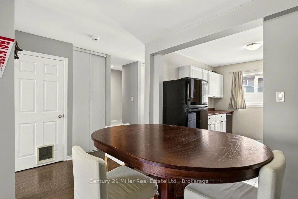 2050 Upper Middle Road 69 Property Photo 11