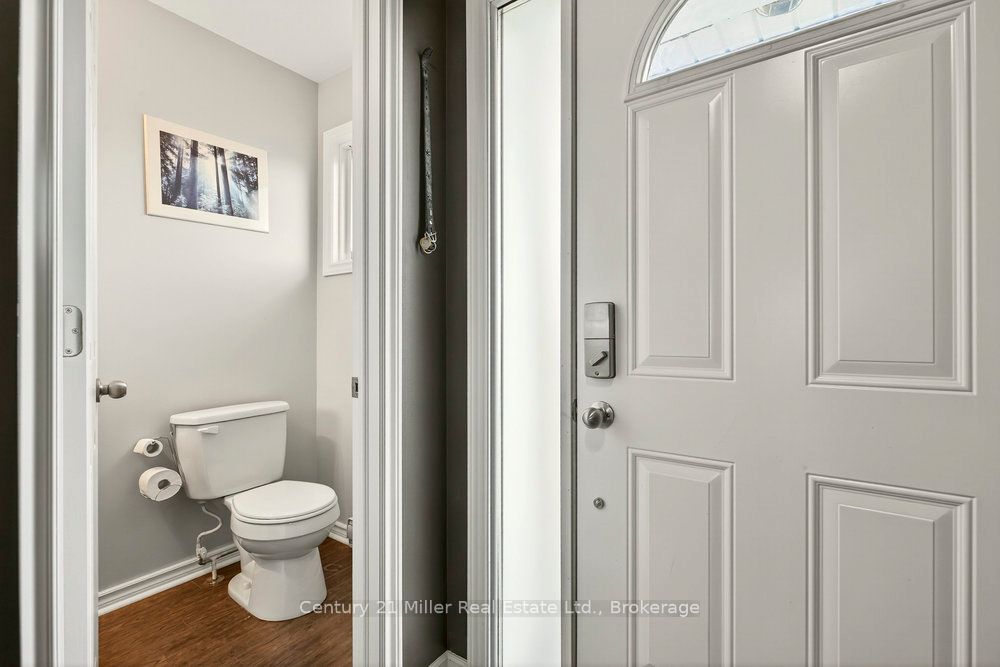 2050 Upper Middle Road 69 Property Photo 16