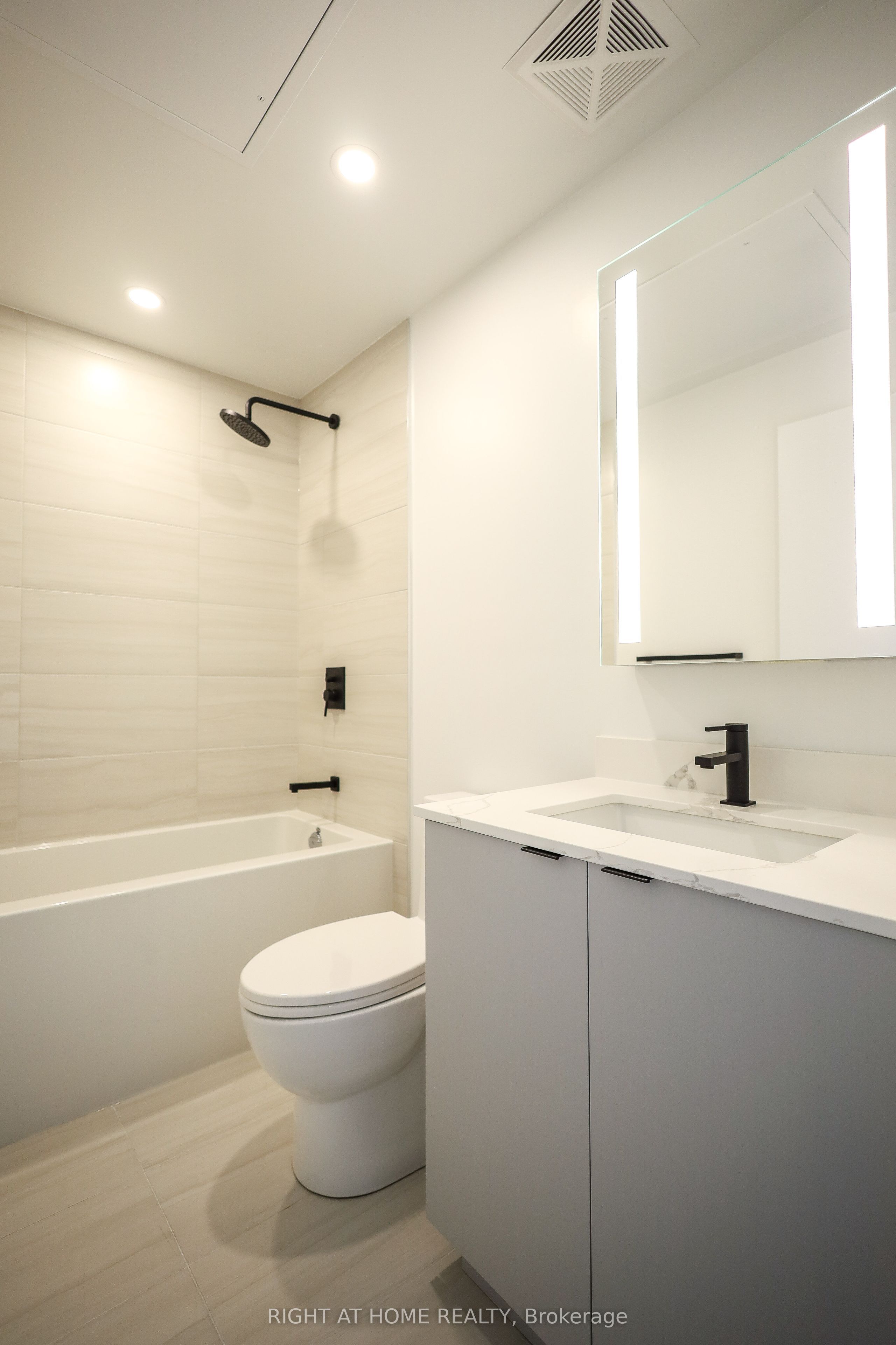285 Dufferin Street 220 Property Photo 28