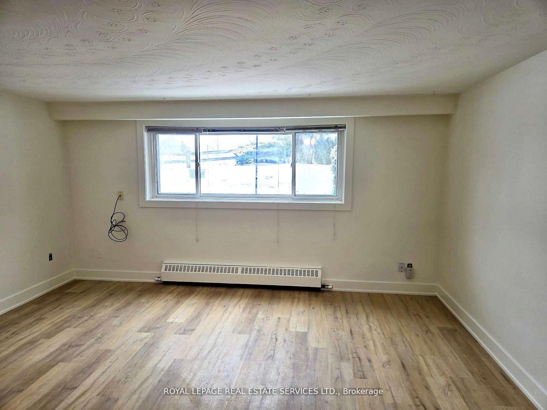 52 Peter Street 1 Property Photo 9