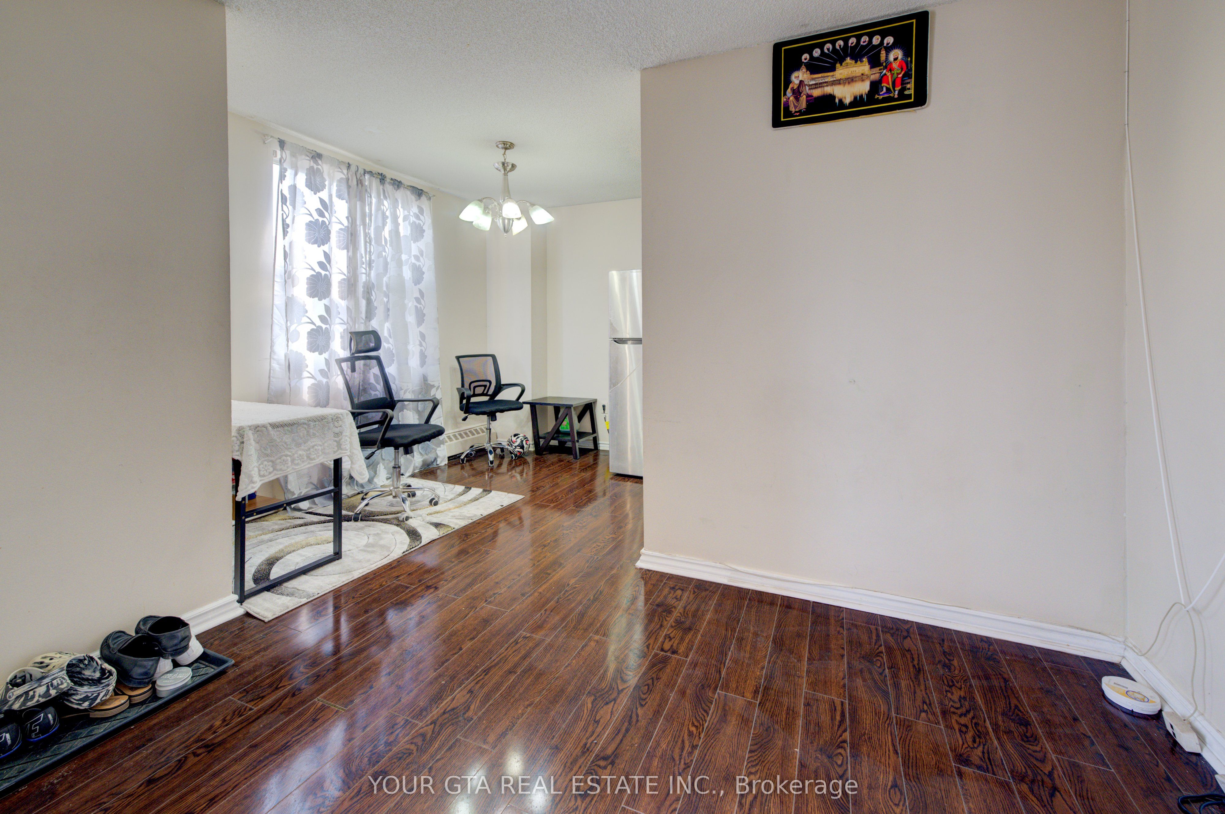 1055 B Forestwood Drive 122 Property Photo 6