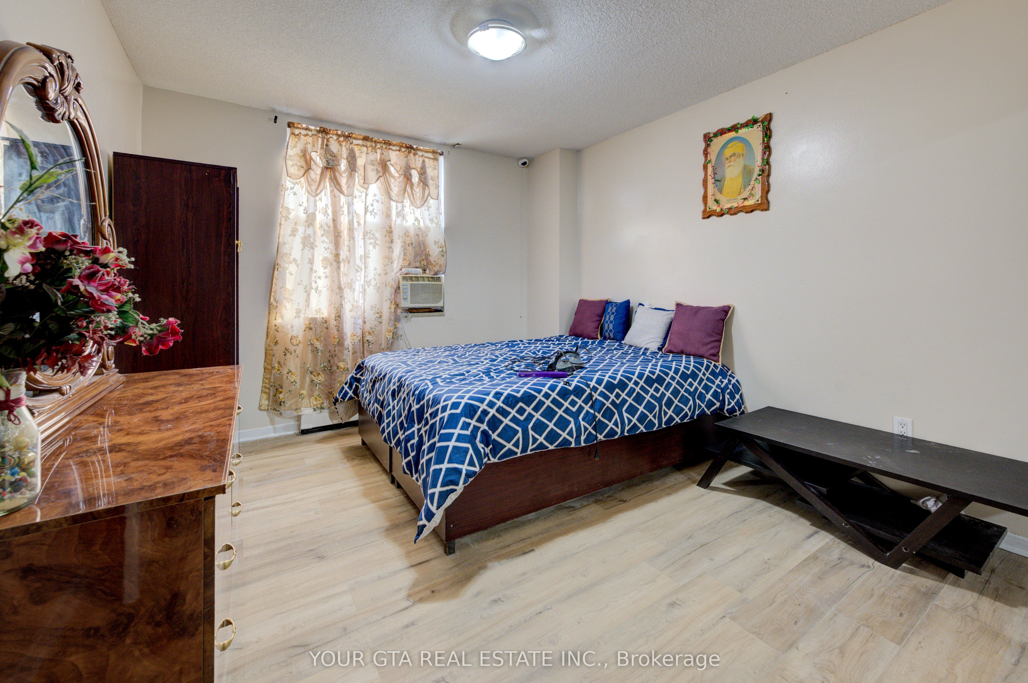 1055 B Forestwood Drive 122 Property Photo 10