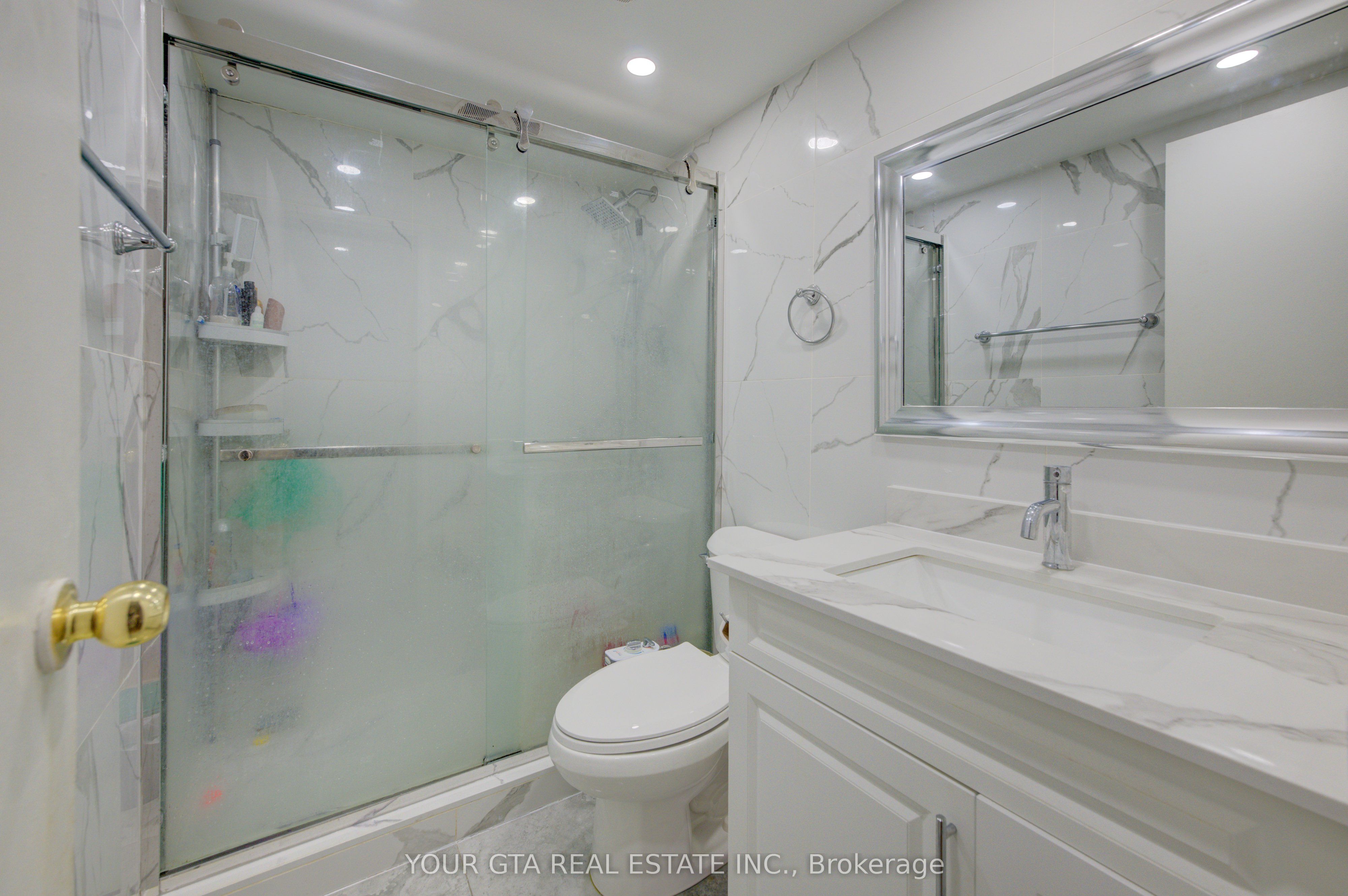 1055 B Forestwood Drive 122 Property Photo 15