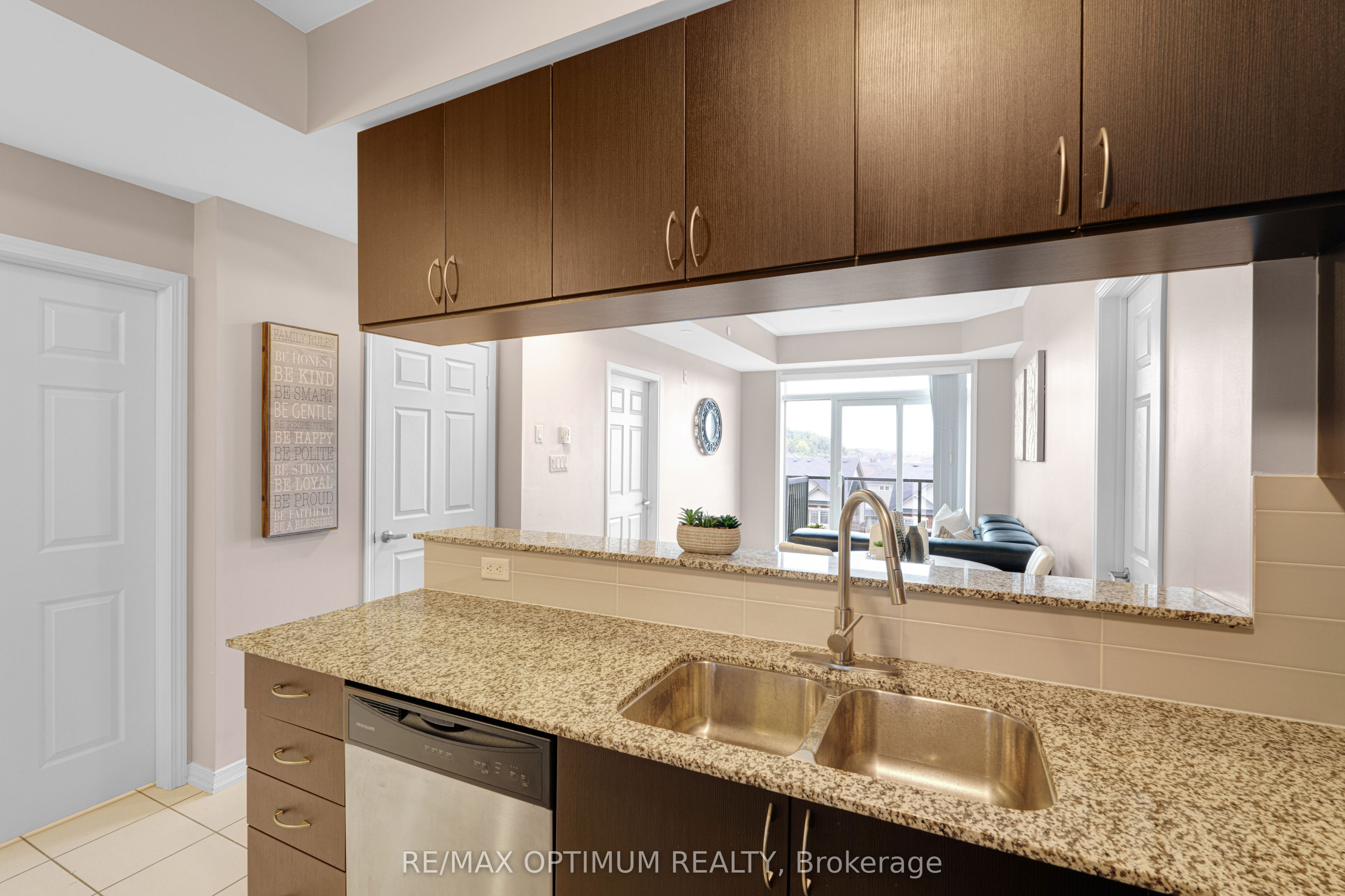 50 Sky Harbour Drive 402 Property Photo 13