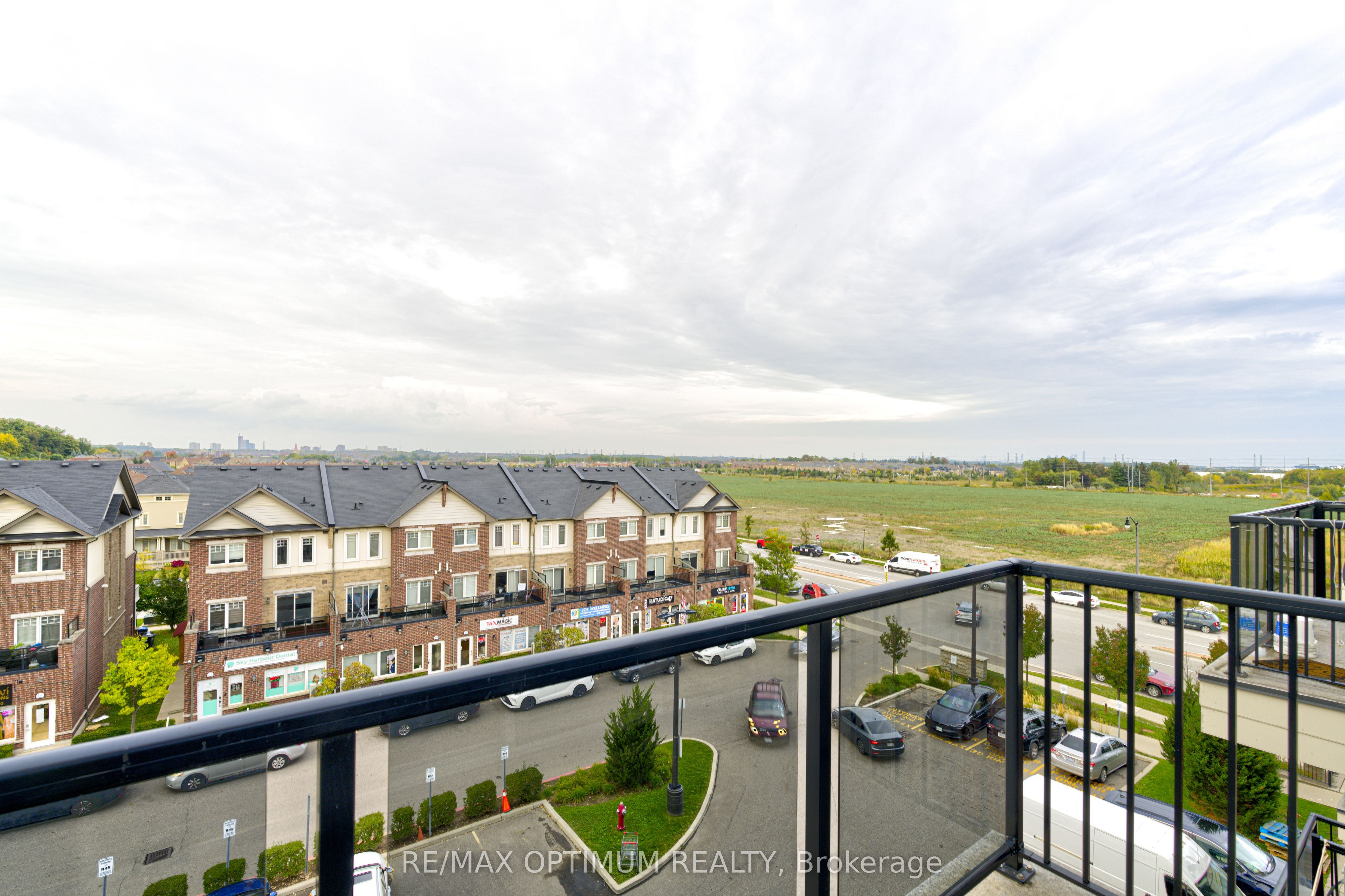 50 Sky Harbour Drive 402 Property Photo 26
