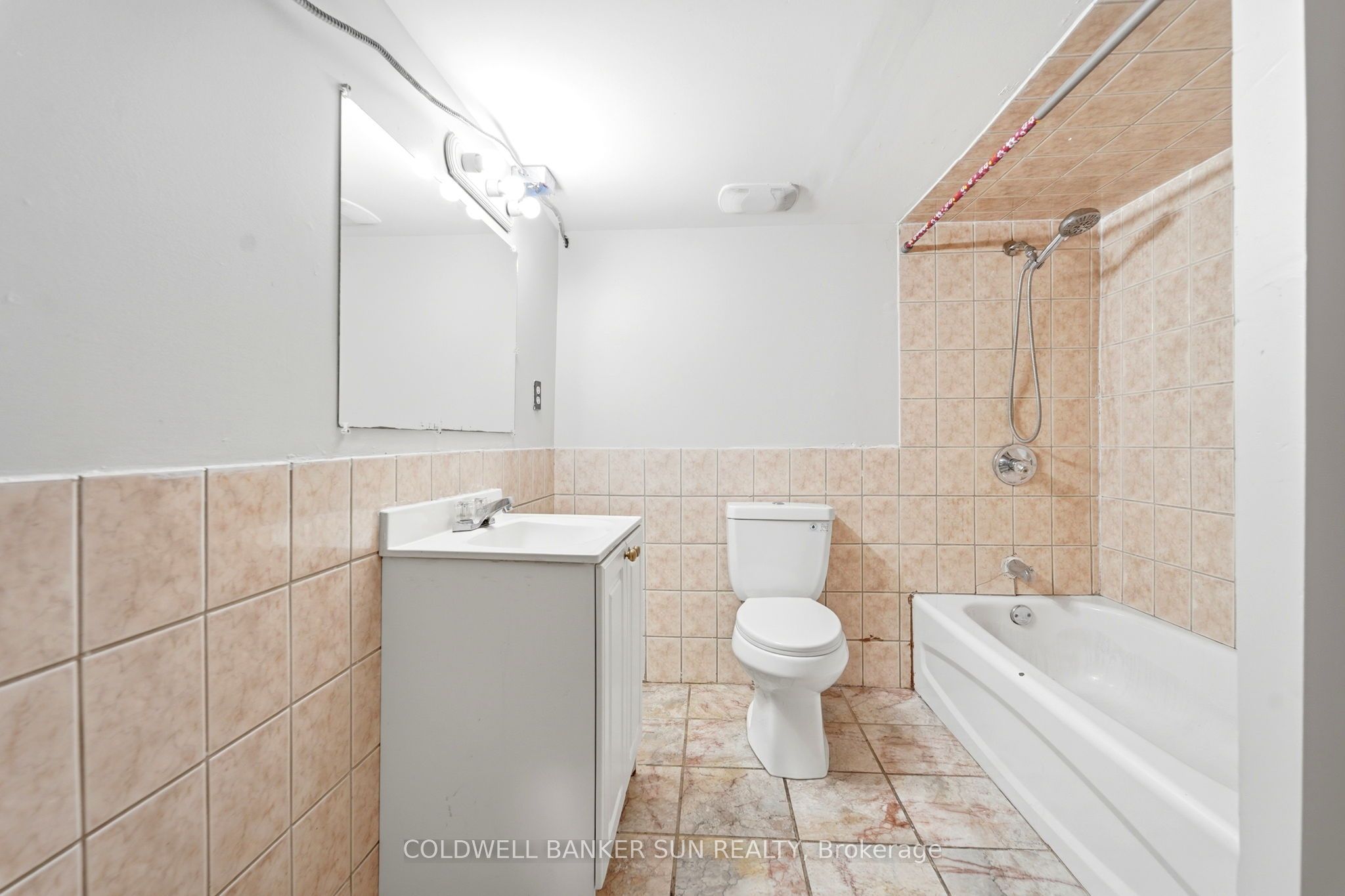 67 Tufton Crescent Property Photo 27