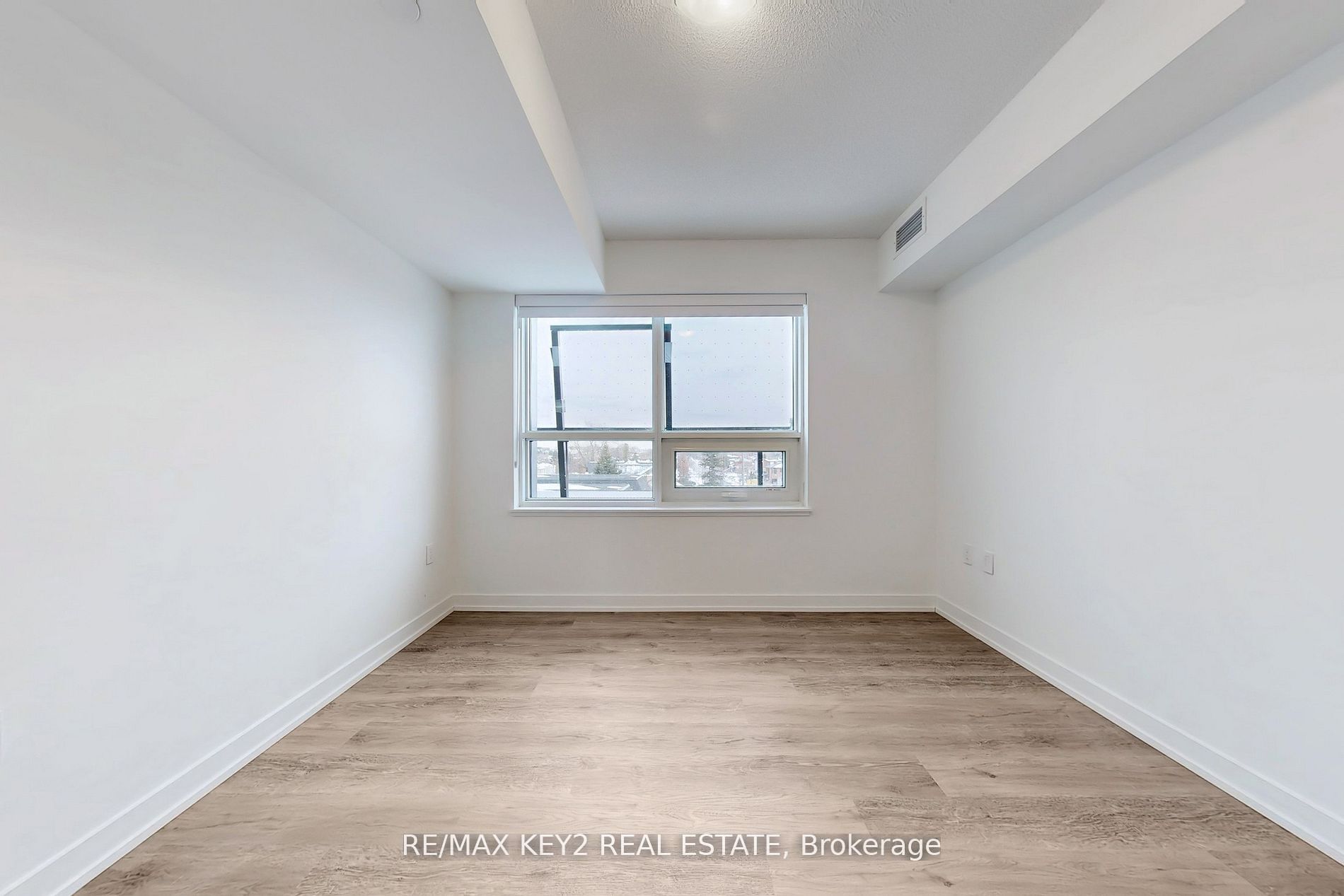 556 Marlee Avenue 425 Property Photo 14