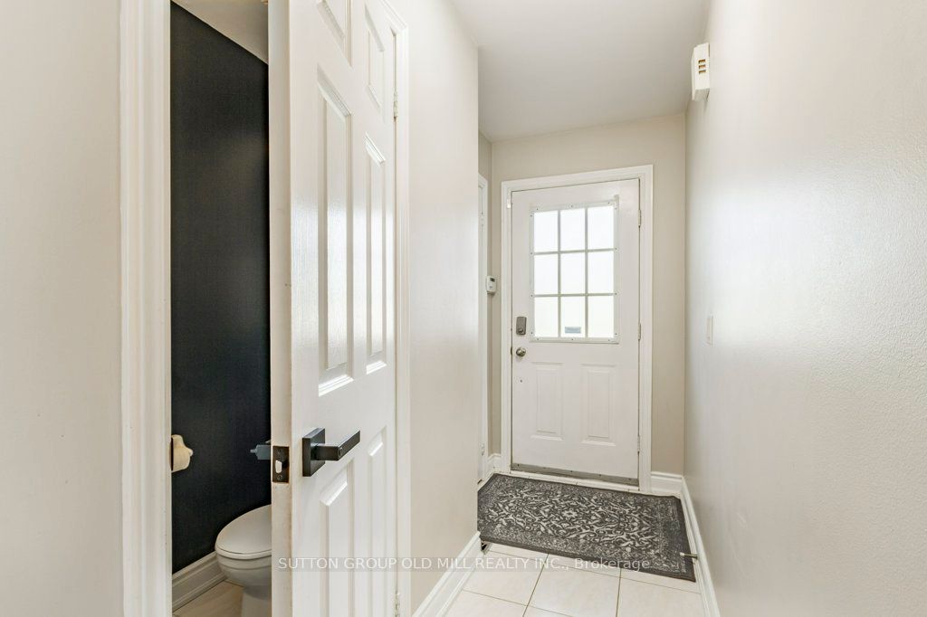 59 Senator Way Property Photo 5