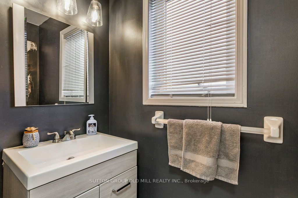 59 Senator Way Property Photo 7