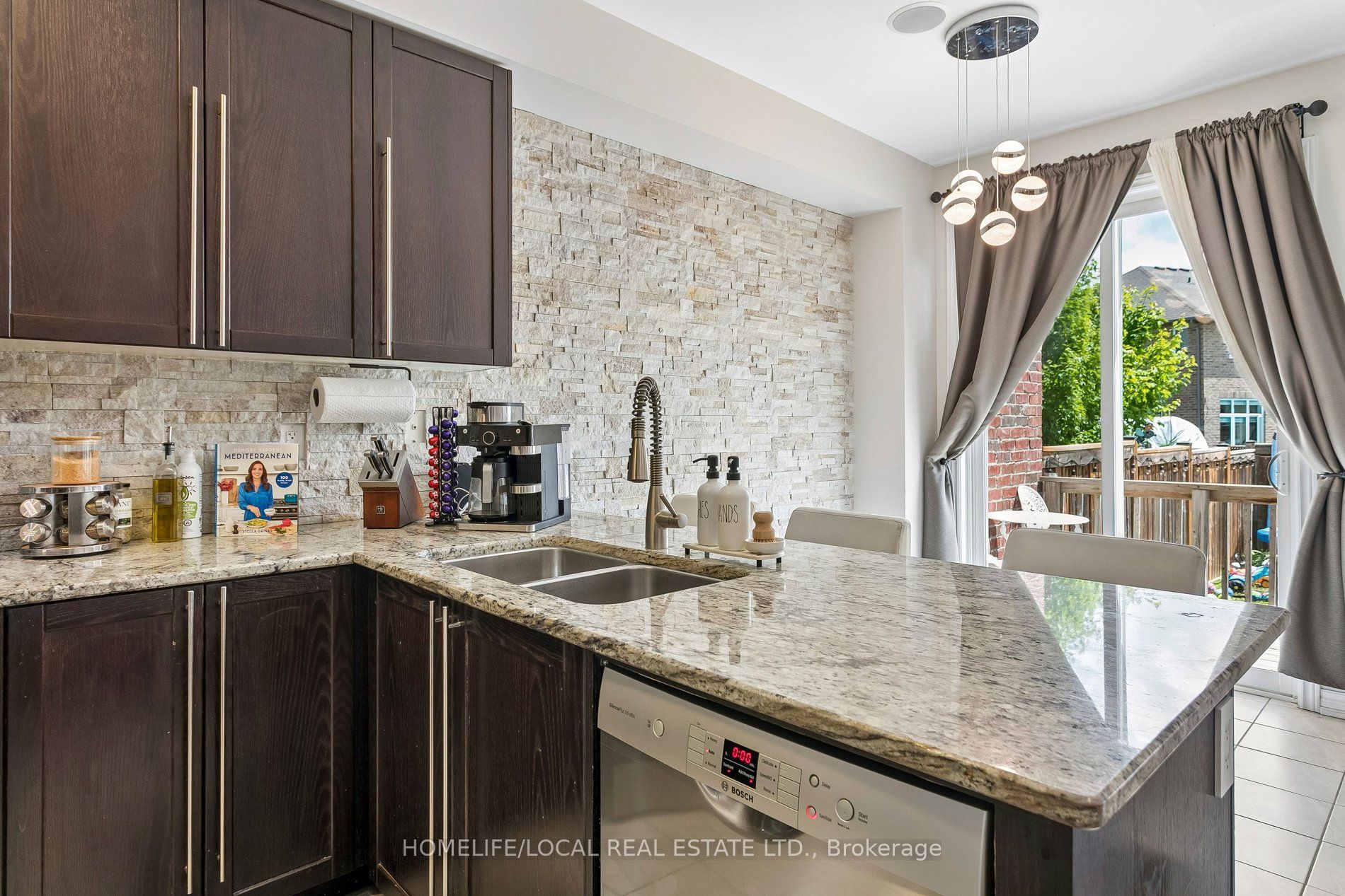 35 Maple Cider Street Property Photo 19