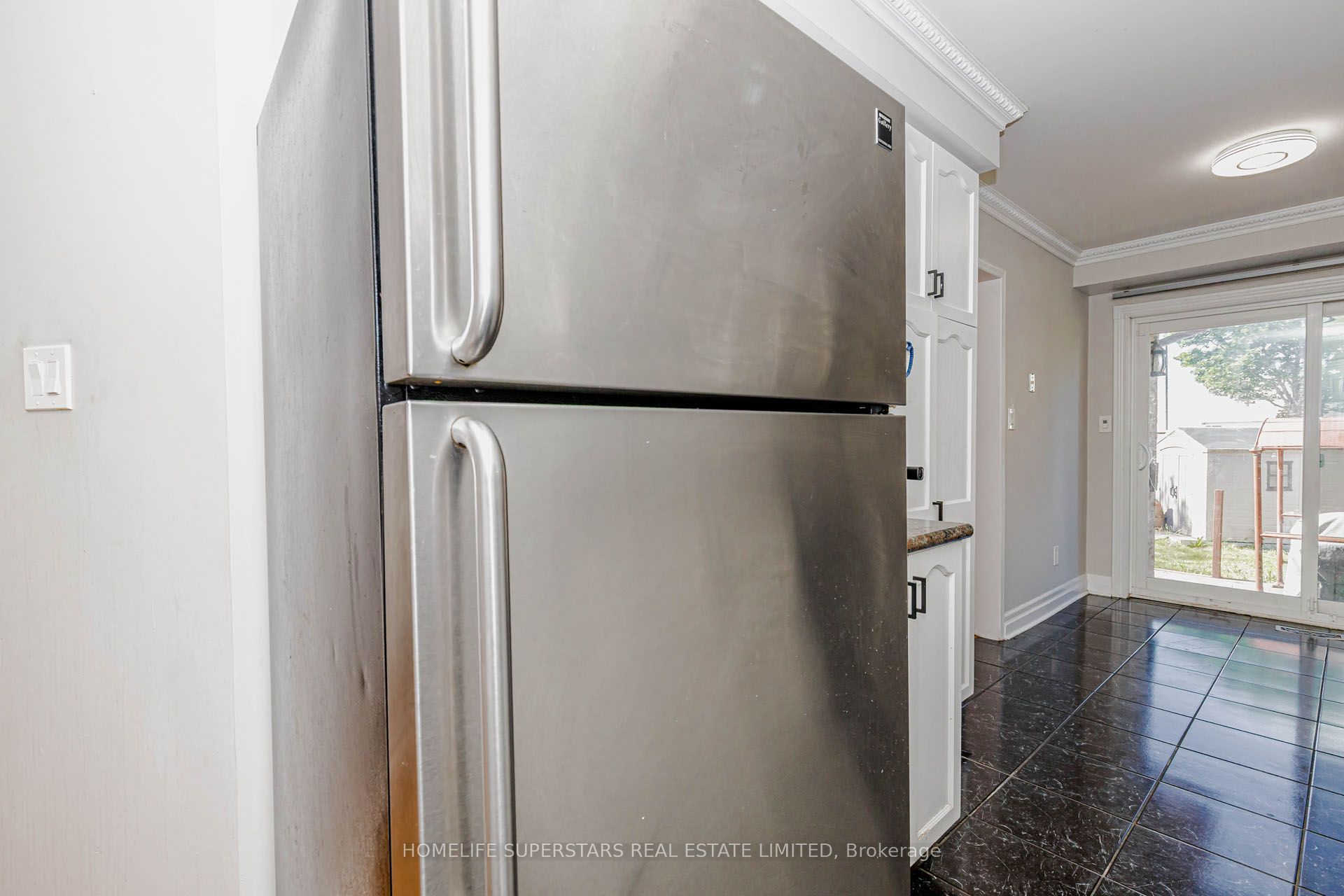 26 Amazon Court Property Photo 22