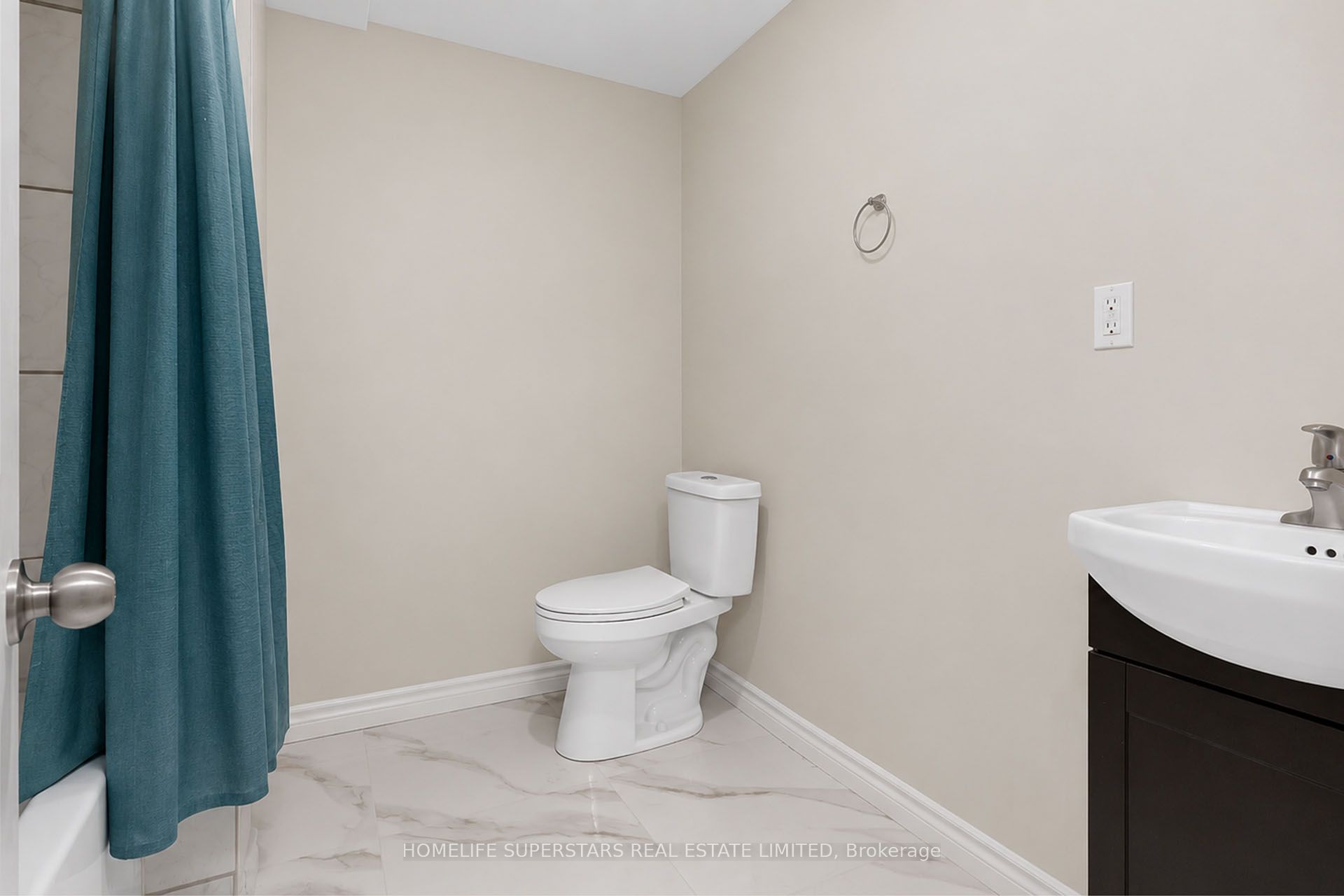 26 Amazon Court Property Photo 41