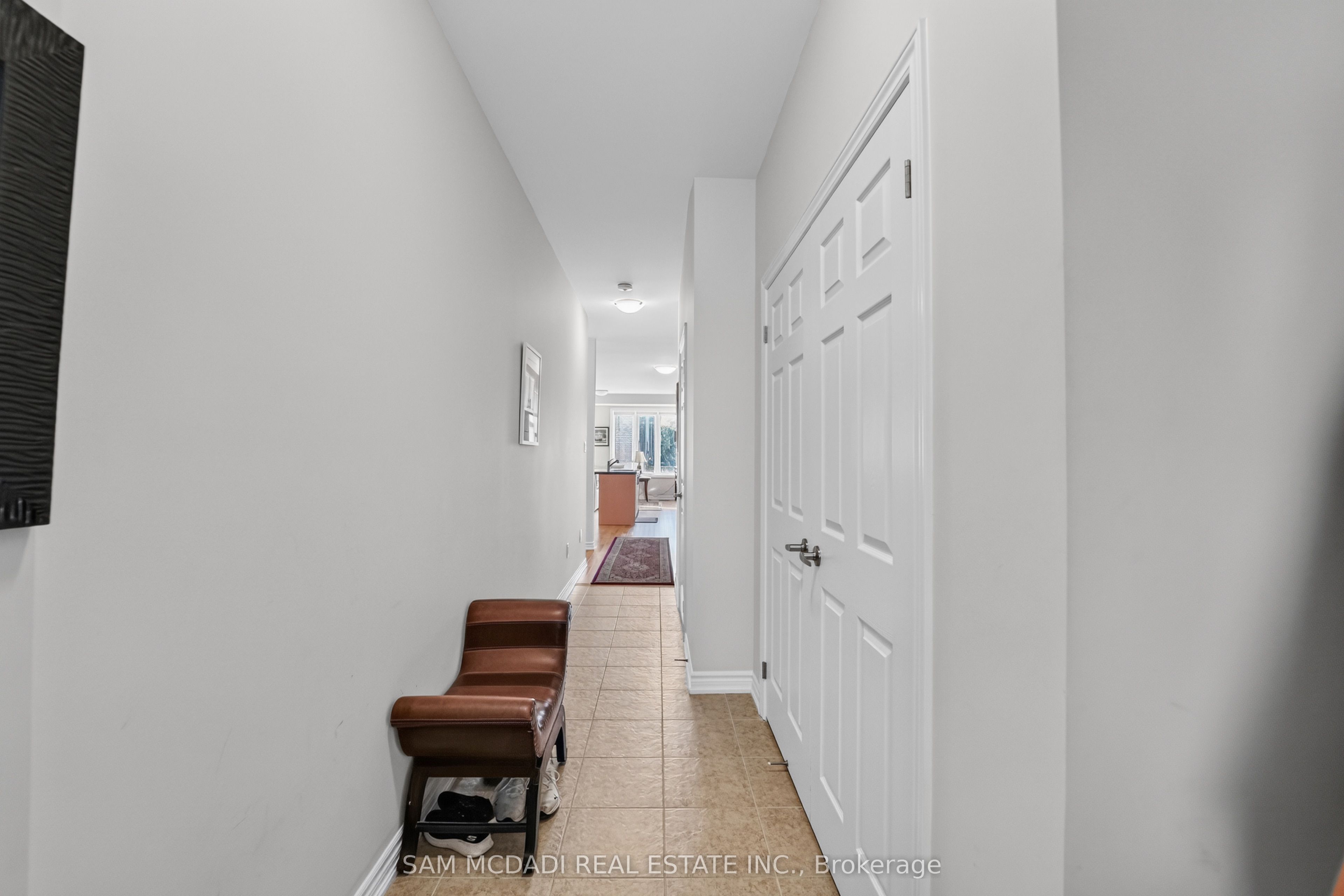 1402 Almonte Drive Property Photo 4