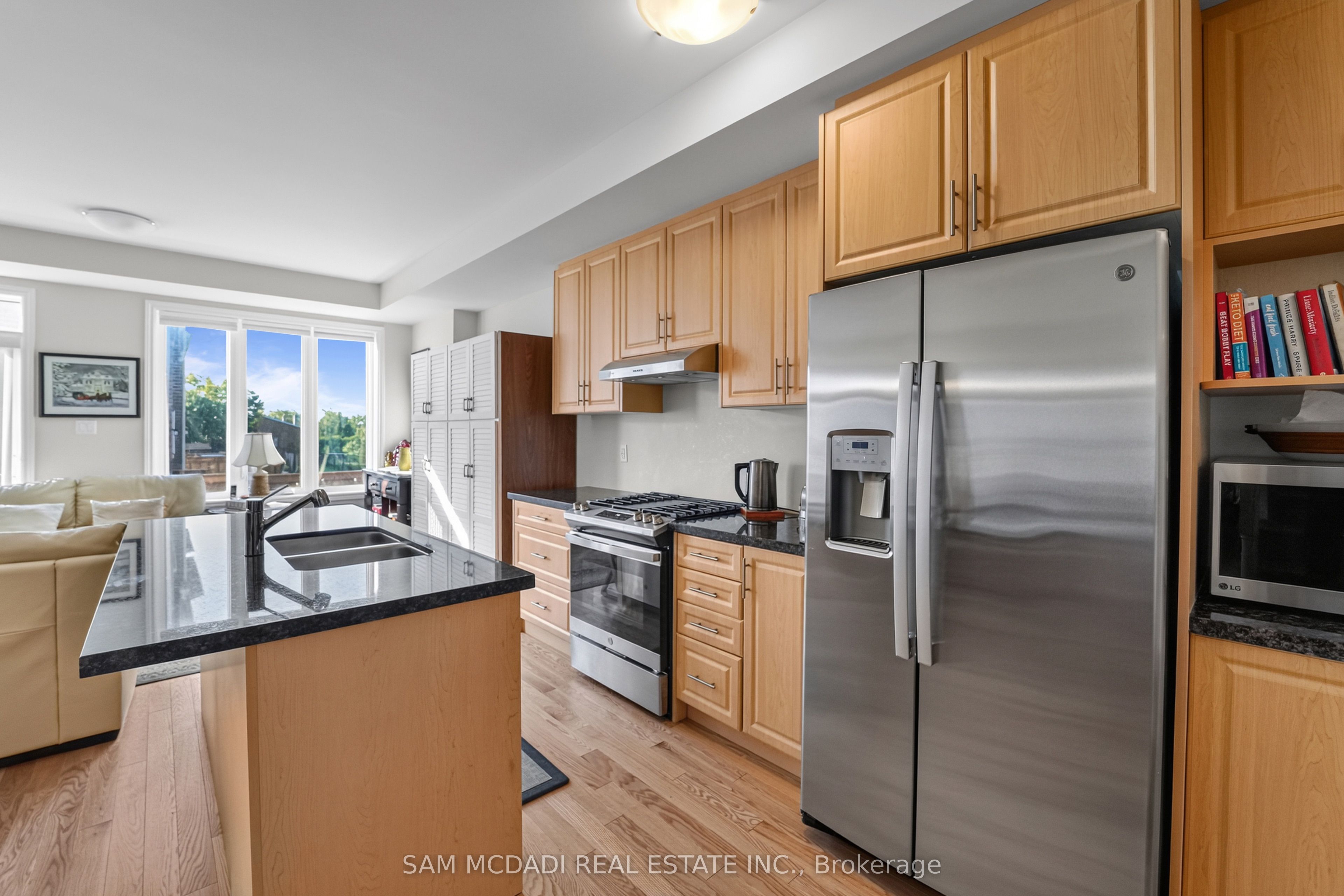 1402 Almonte Drive Property Photo 8