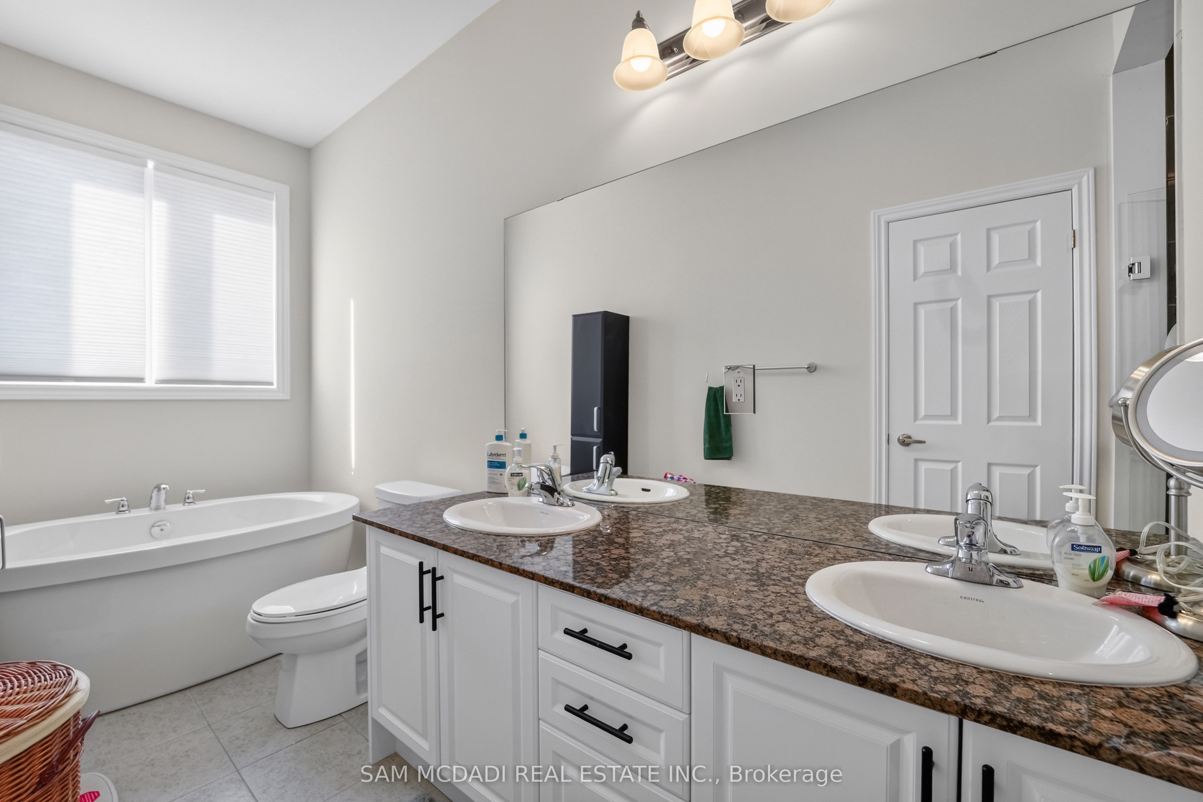 1402 Almonte Drive Property Photo 23