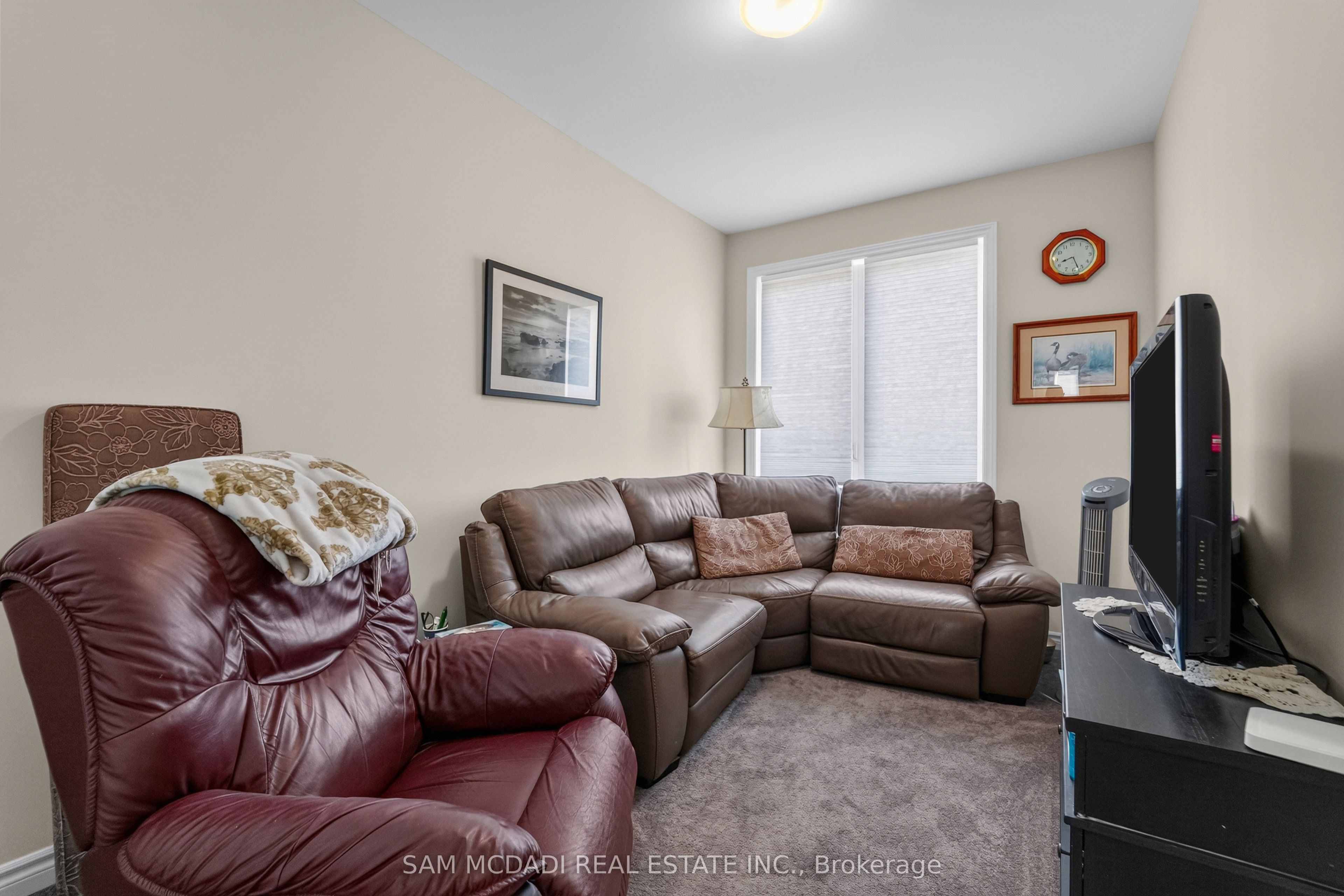 1402 Almonte Drive Property Photo 28