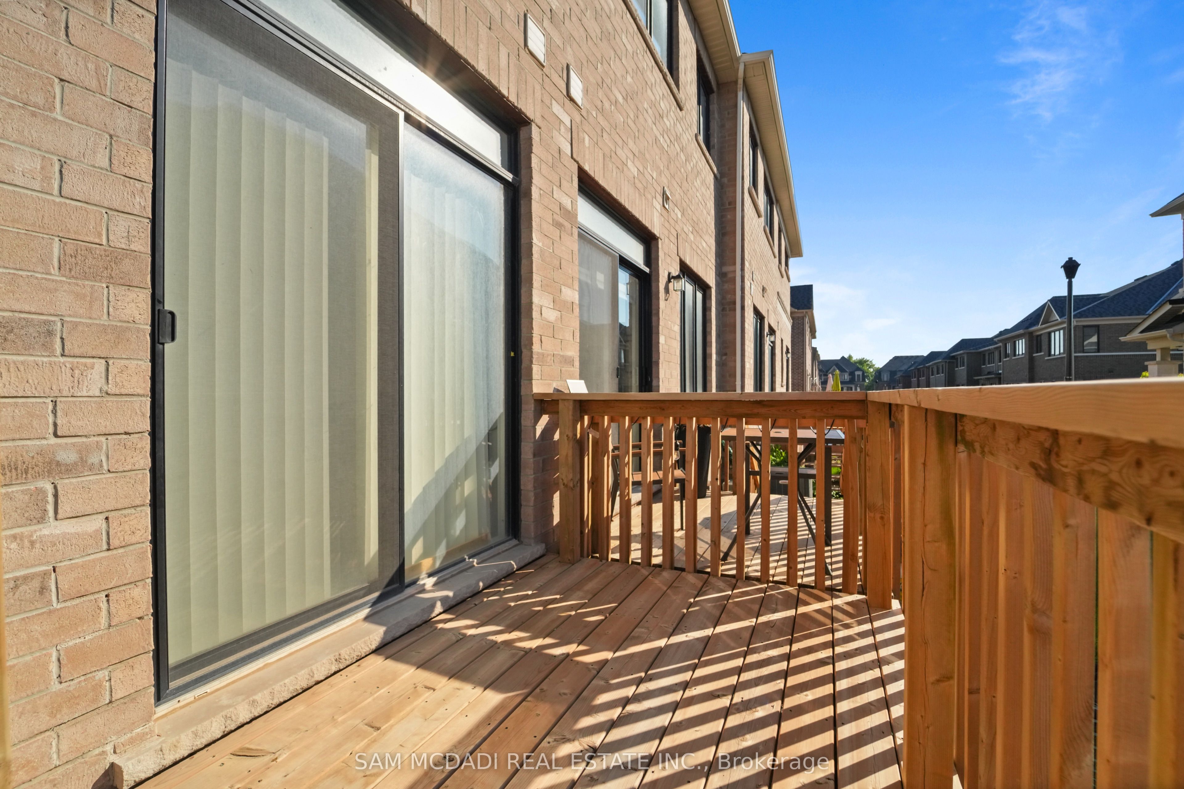 1402 Almonte Drive Property Photo 32