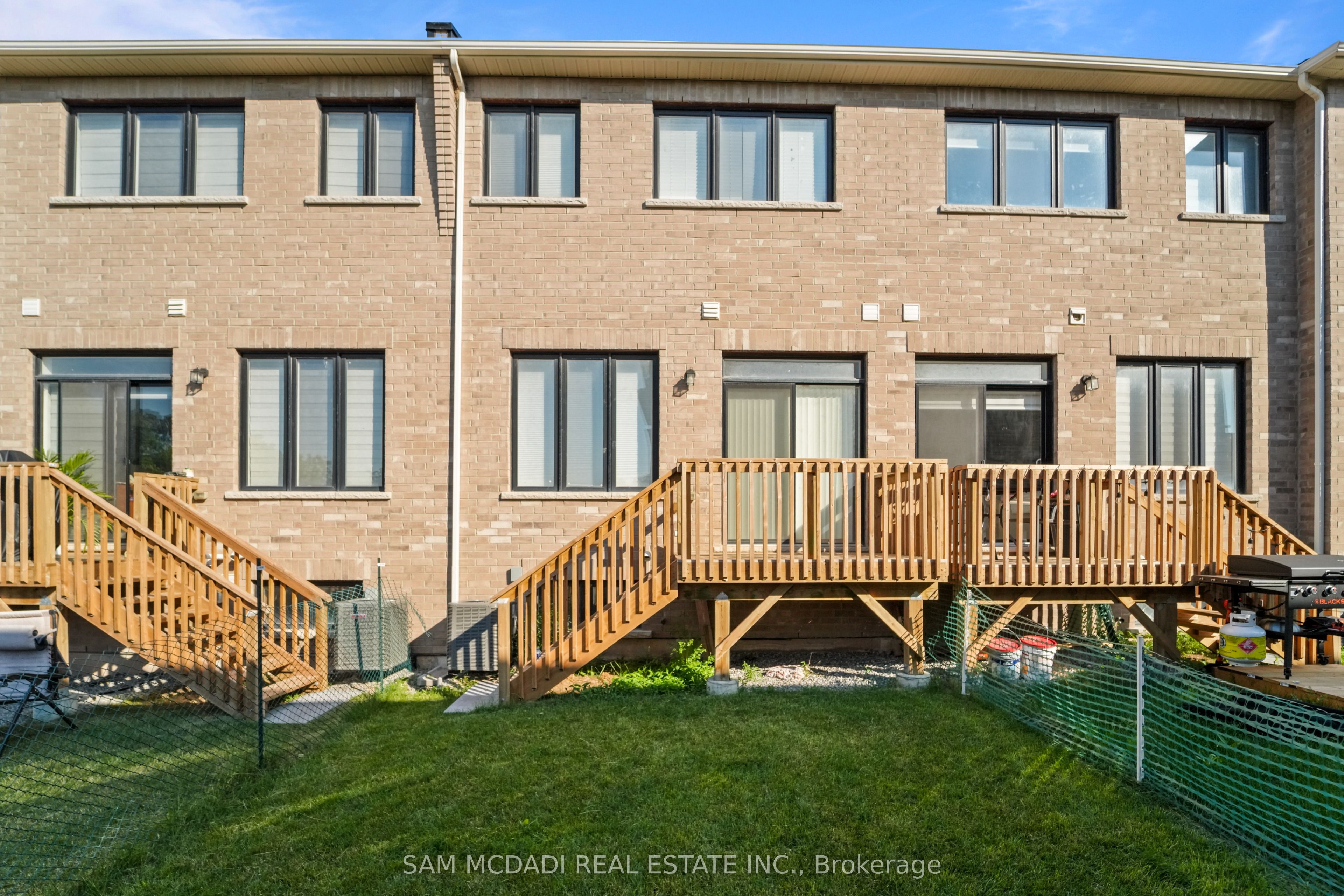 1402 Almonte Drive Property Photo 34