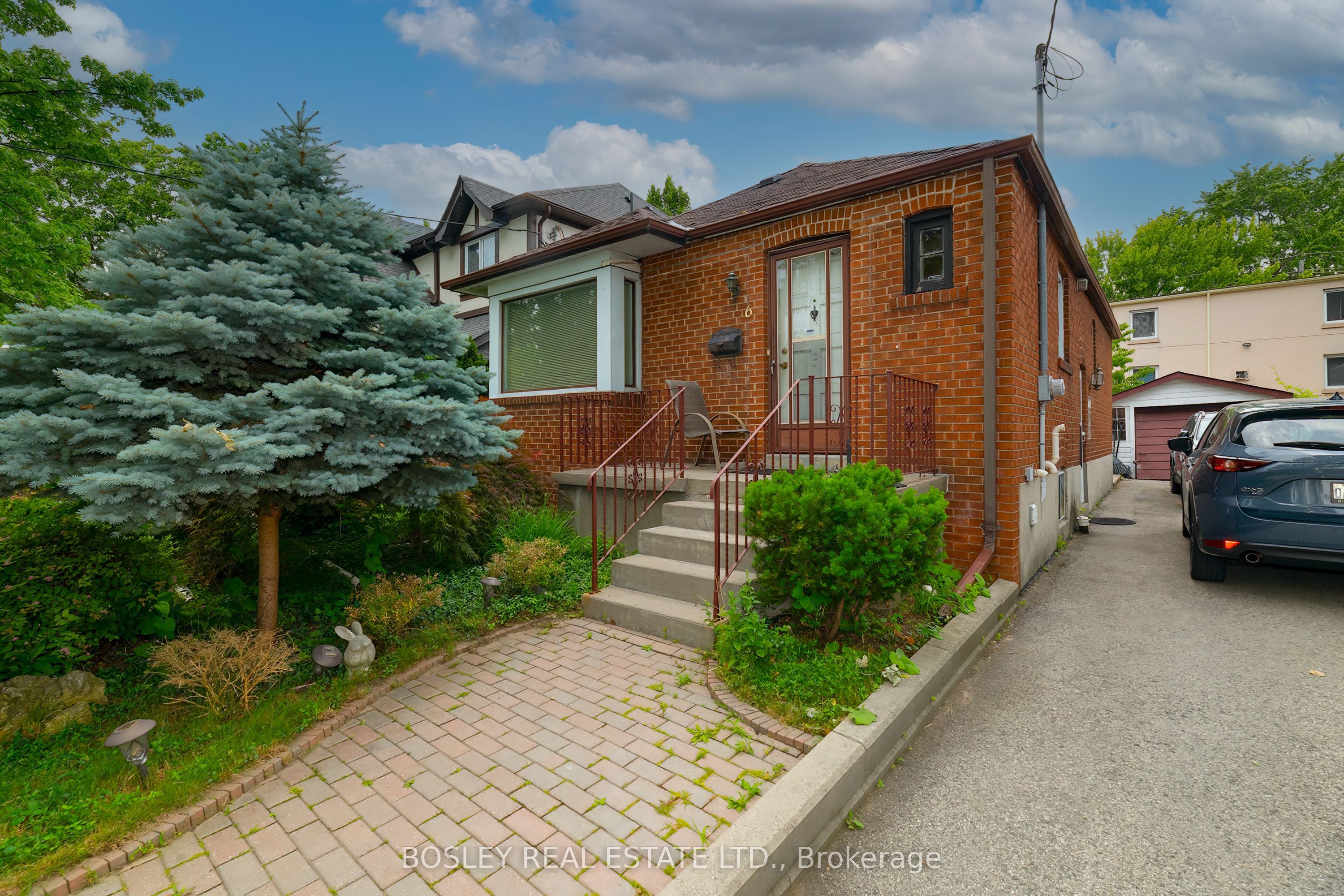 6 Boyd Avenue Property Photo 1