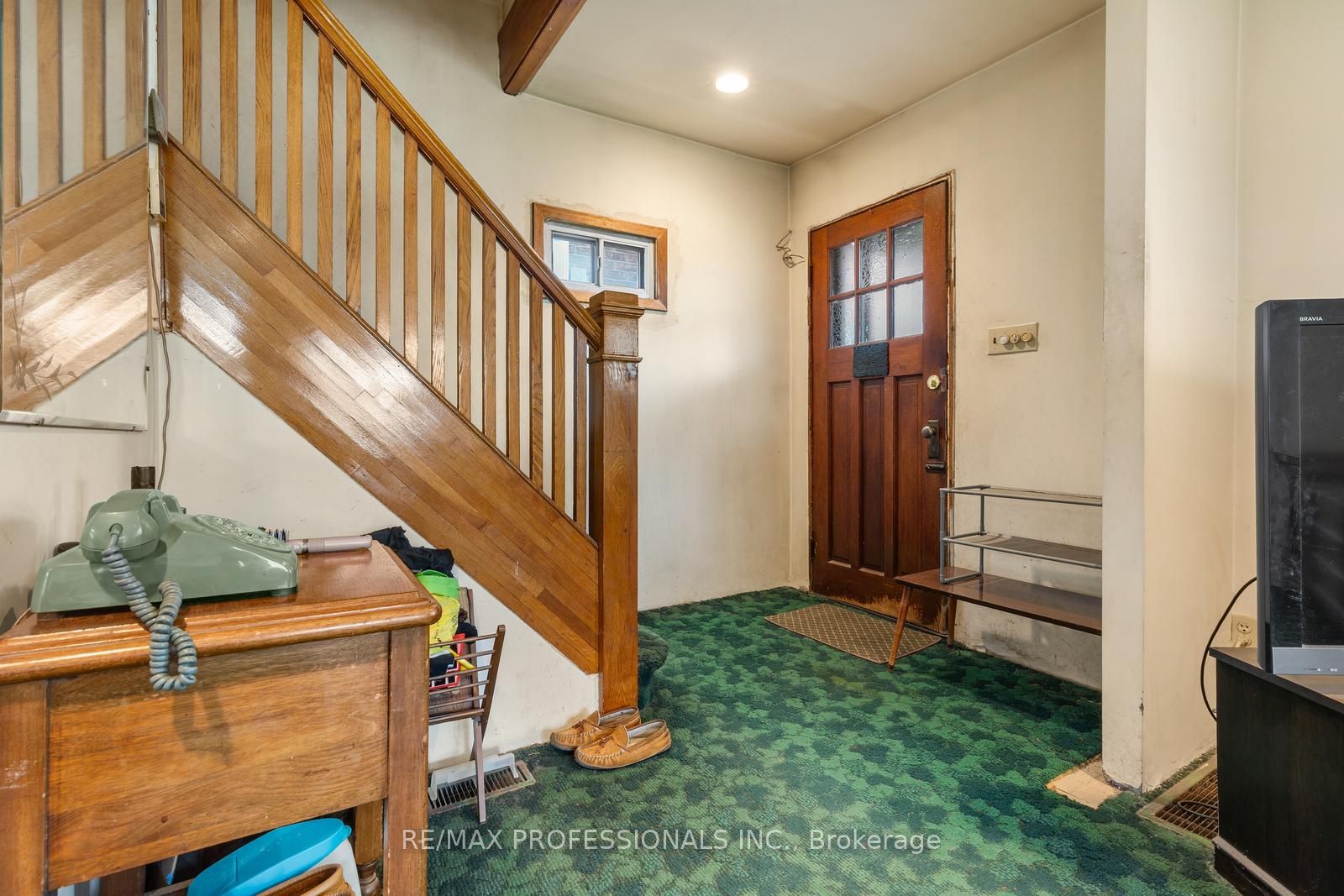 16 Cliff Street Property Photo 3