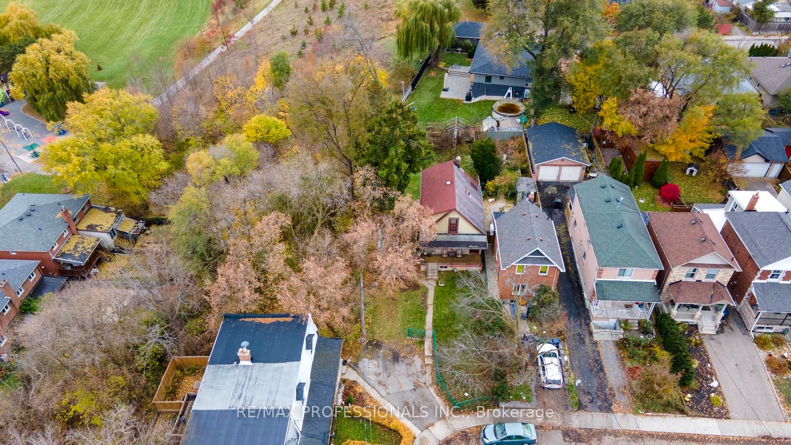 16 Cliff Street Property Photo 13