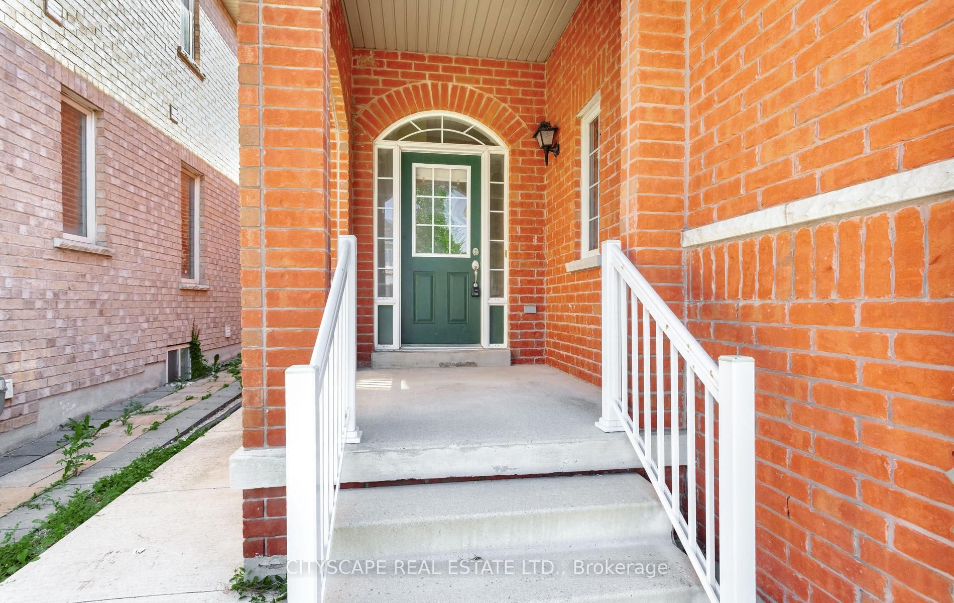 4704 Centretown Way Property Photo 10