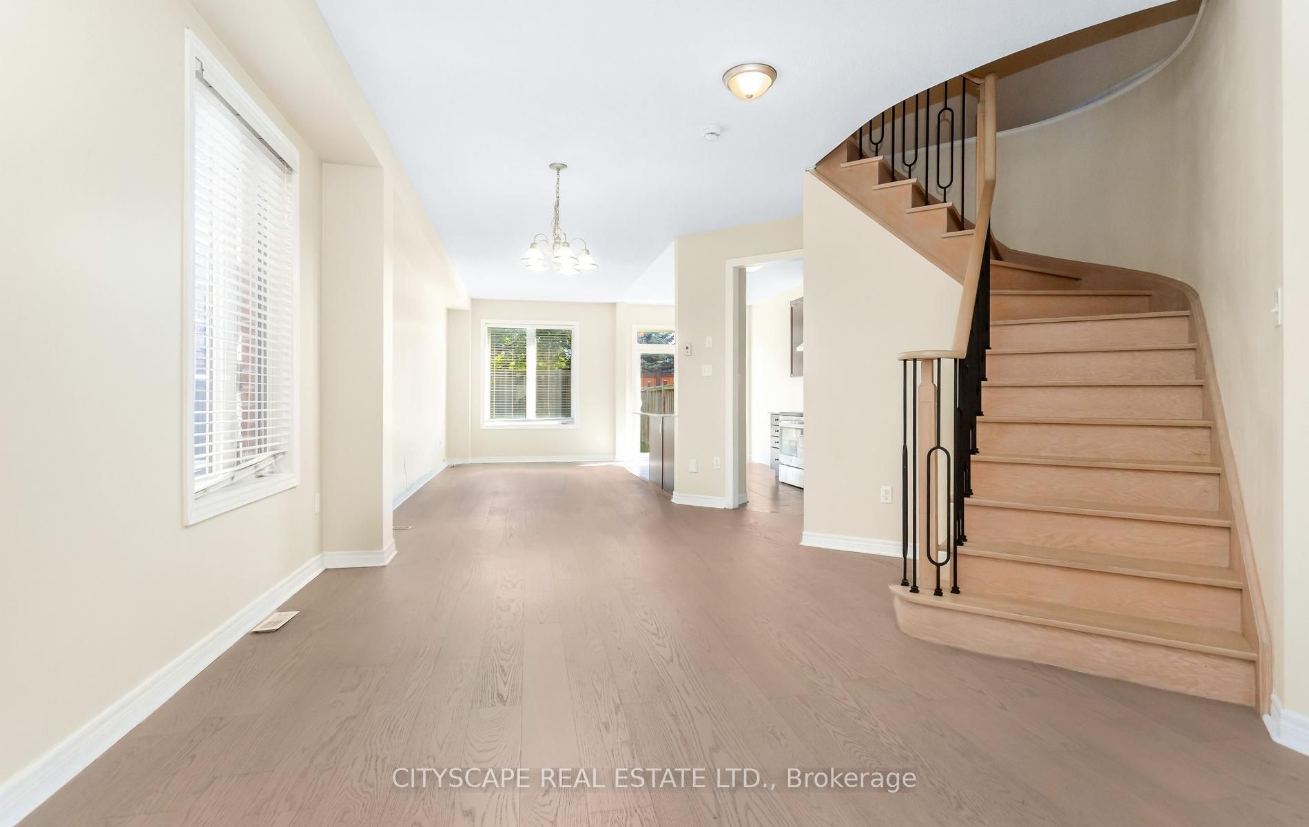 4704 Centretown Way Property Photo 12