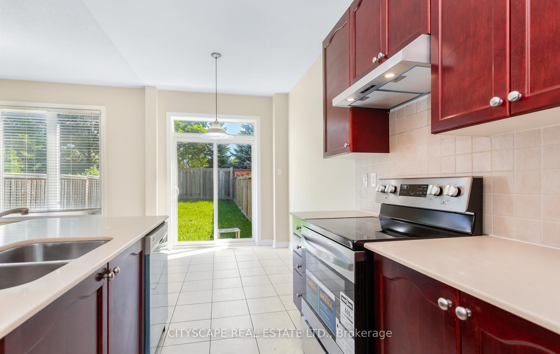 4704 Centretown Way Property Photo 17