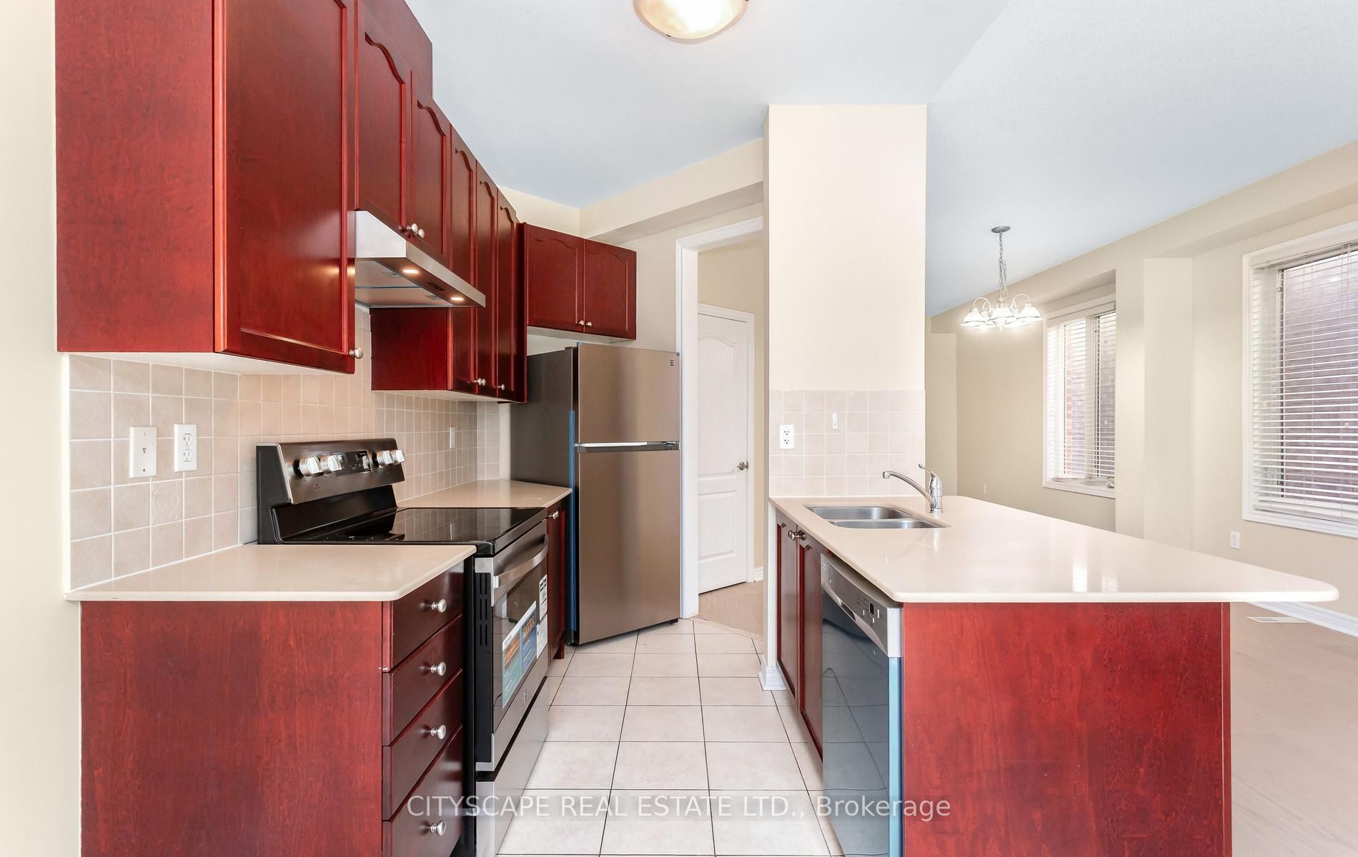 4704 Centretown Way Property Photo 23