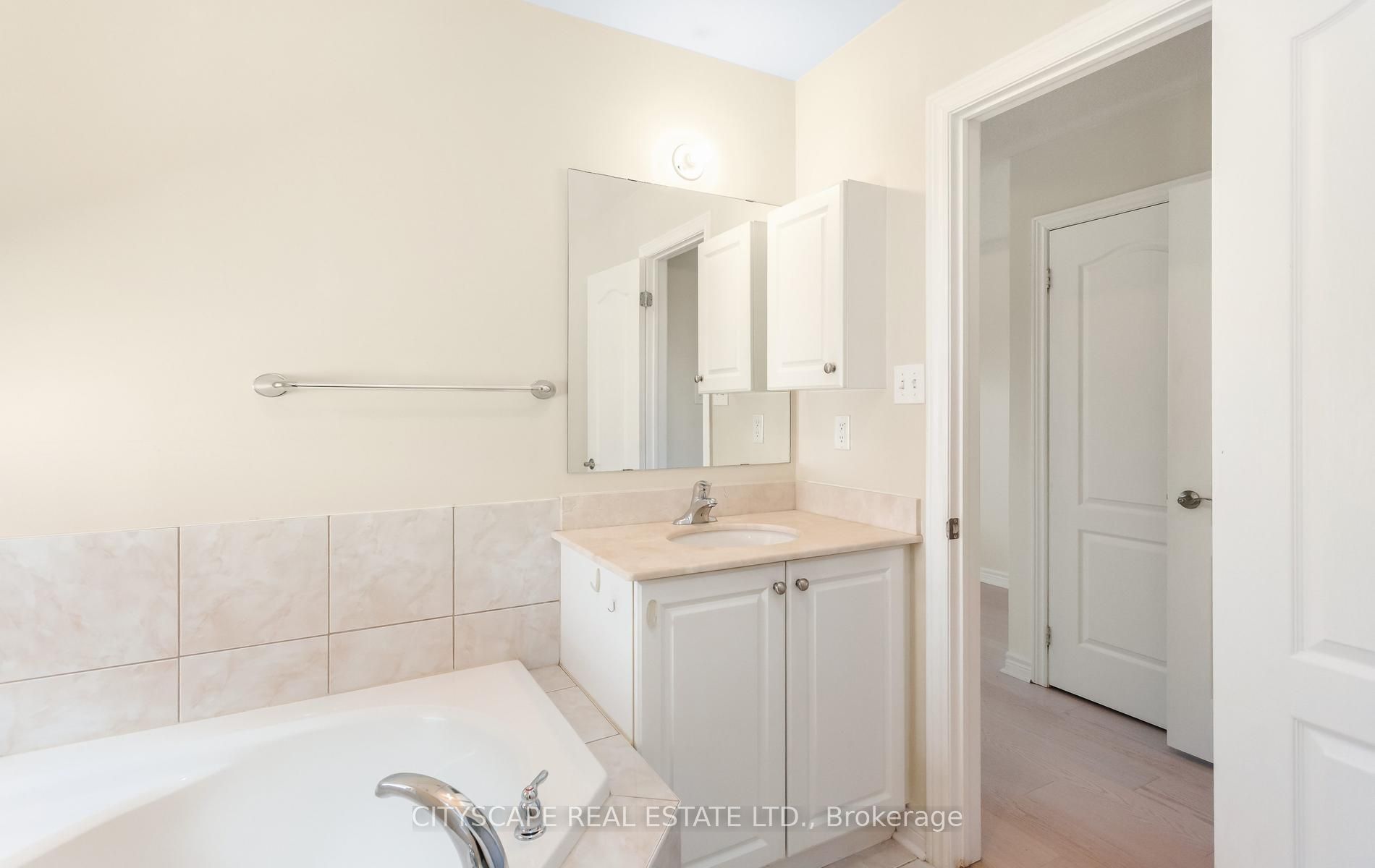 4704 Centretown Way Property Photo 35