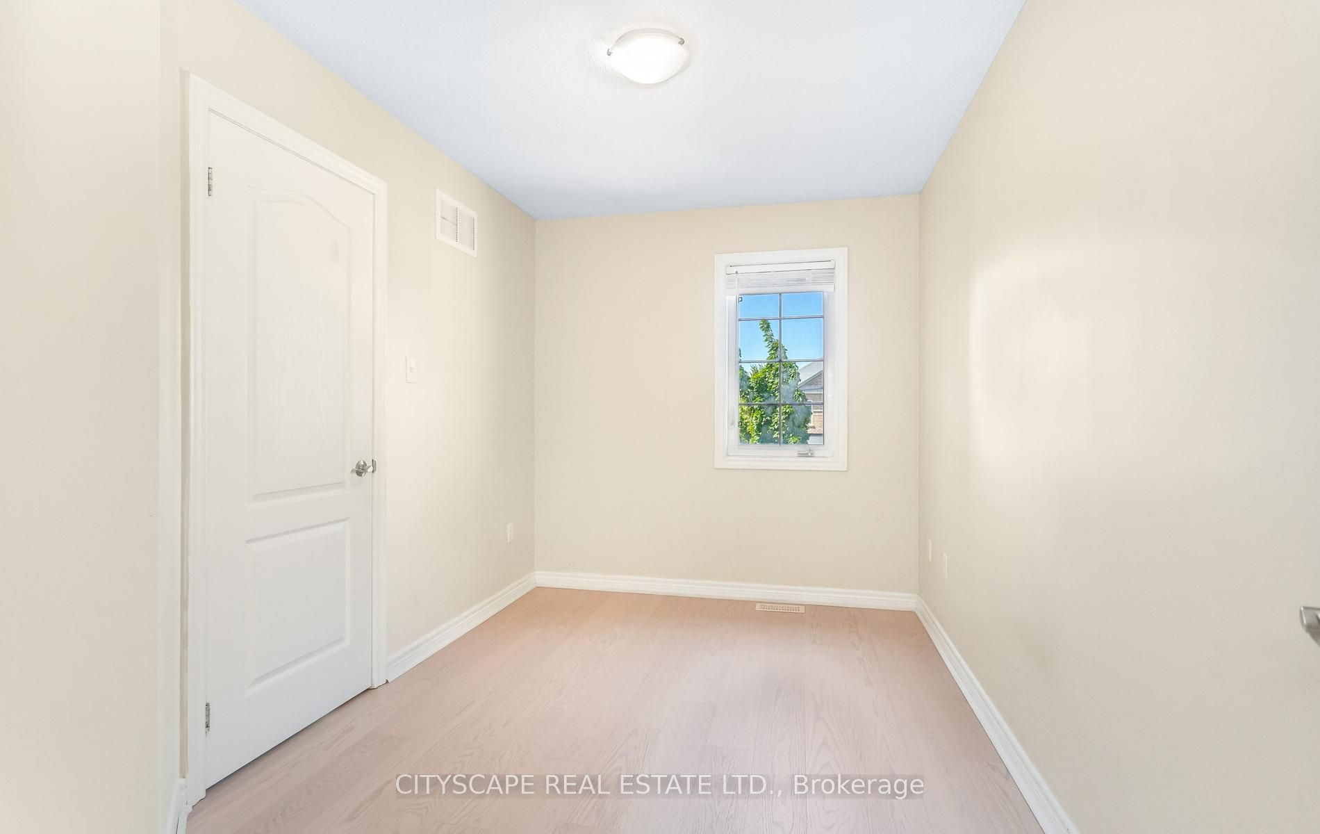 4704 Centretown Way Property Photo 36