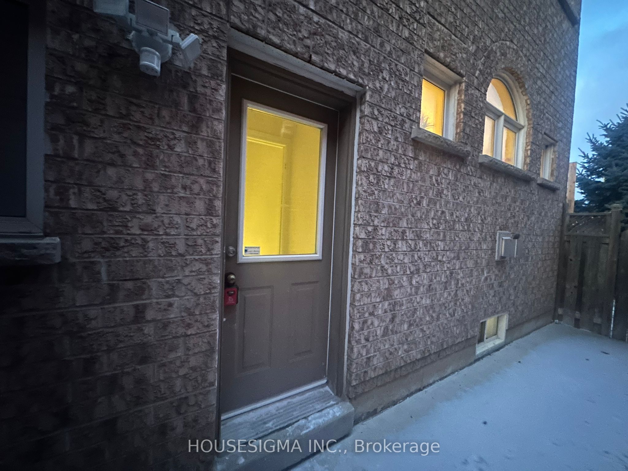 11 Pine Landing Trail Basement Property Photo 3