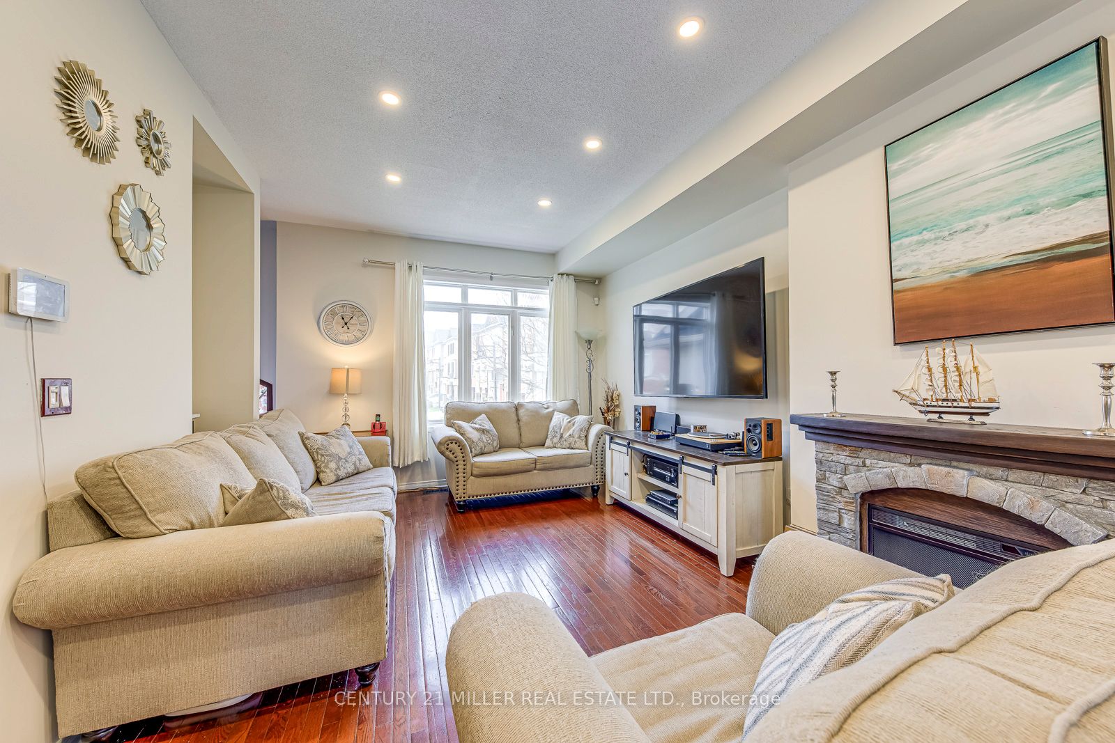 3117 Joel Kerbel Place Property Photo 6