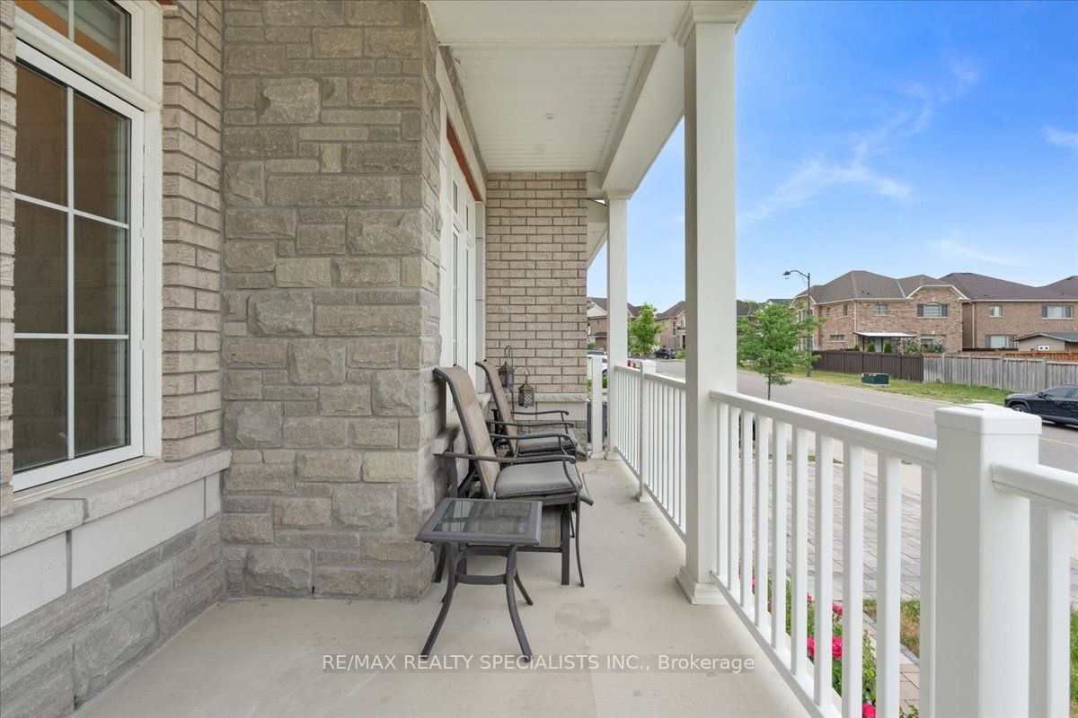 2 Ash Hill Avenue Property Photo 4
