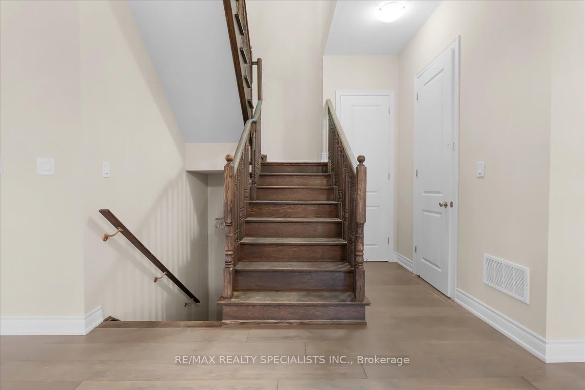 2 Ash Hill Avenue Property Photo 20