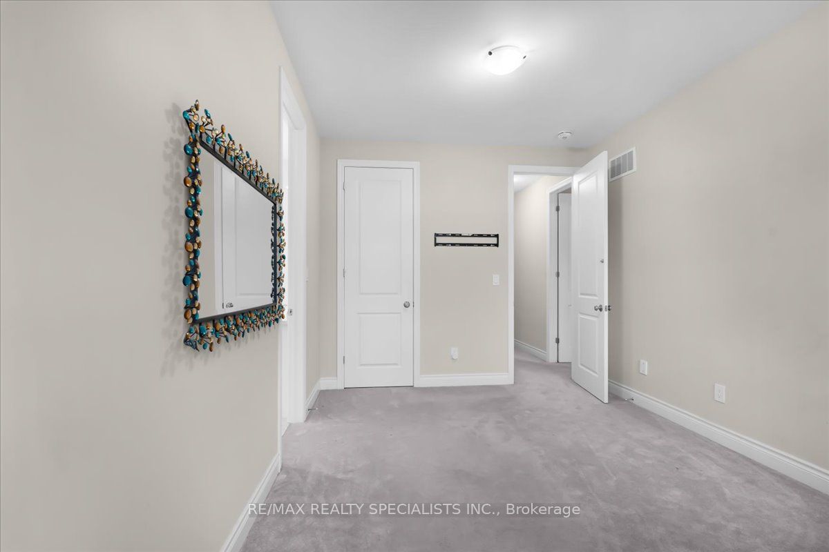 2 Ash Hill Avenue Property Photo 33