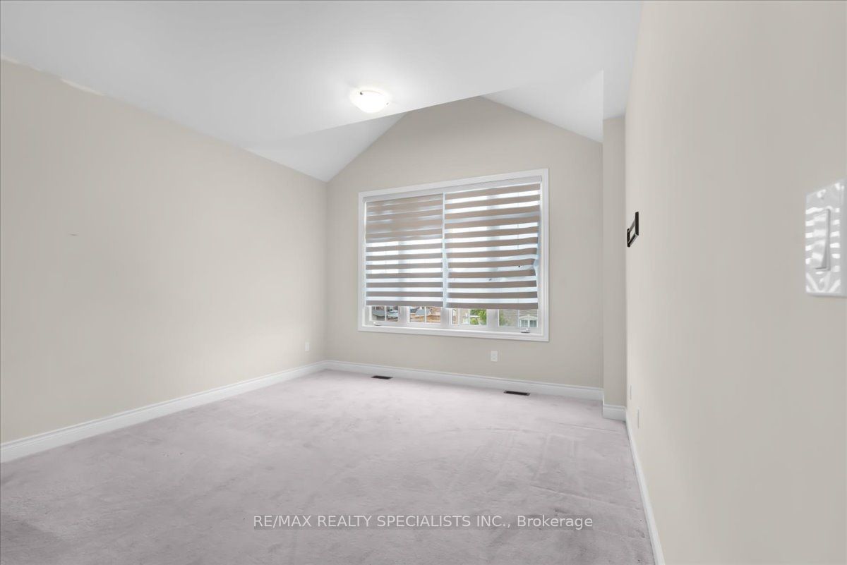 2 Ash Hill Avenue Property Photo 34