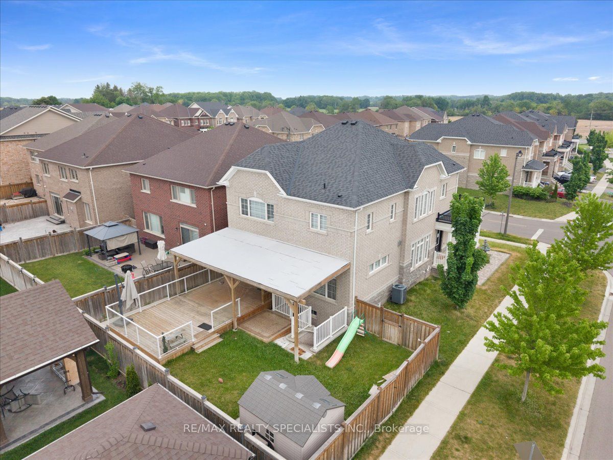 2 Ash Hill Avenue Property Photo 45