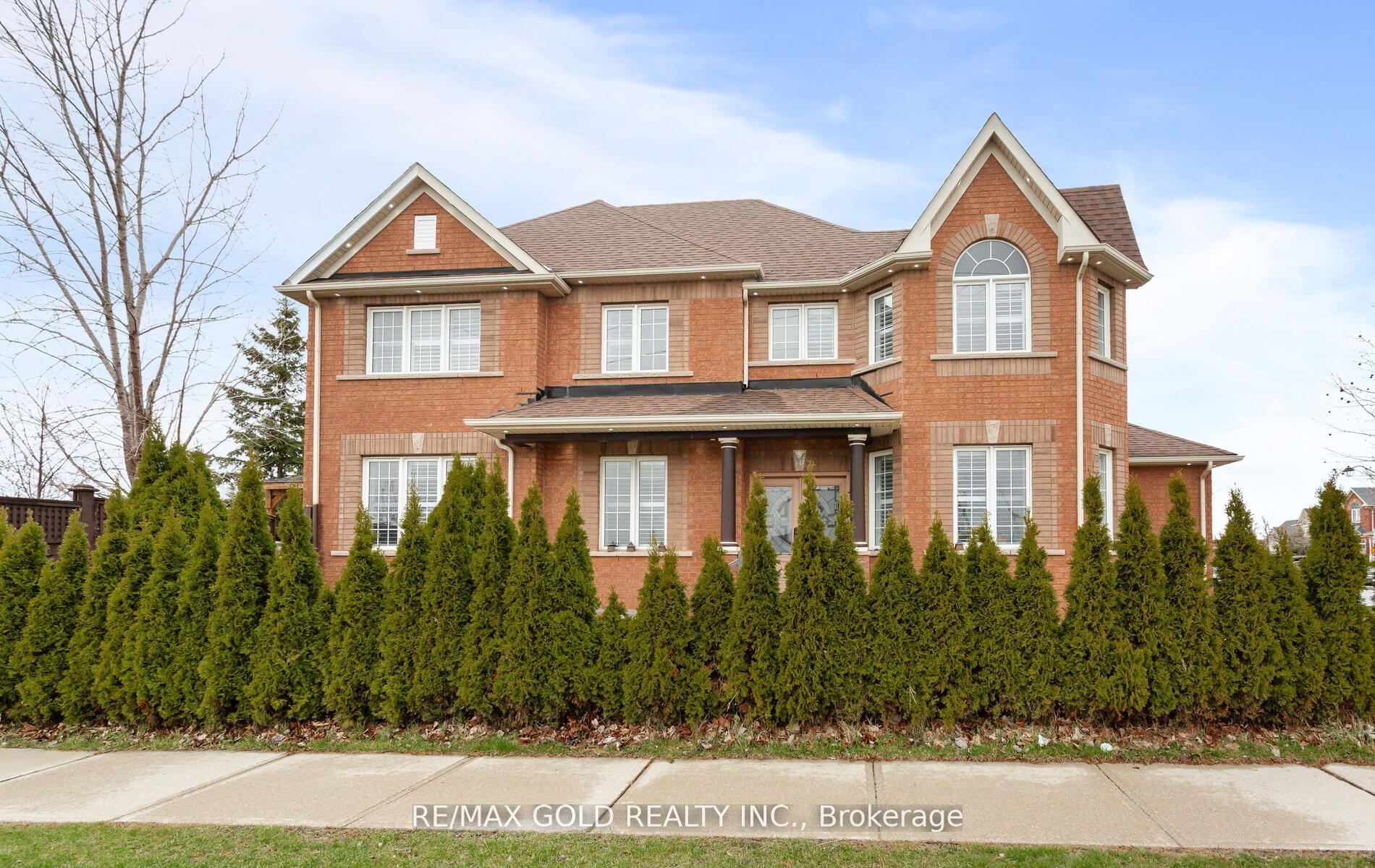 1090 Trudeau Drive Property Photo 1