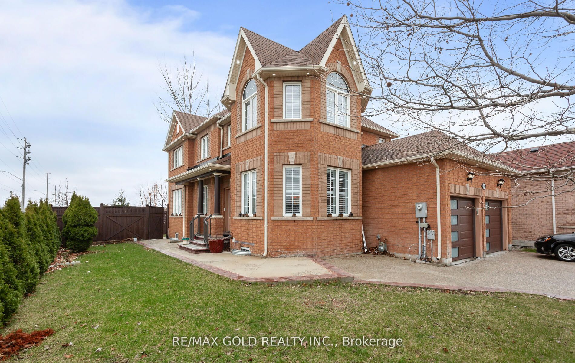 1090 Trudeau Drive Property Photo 3