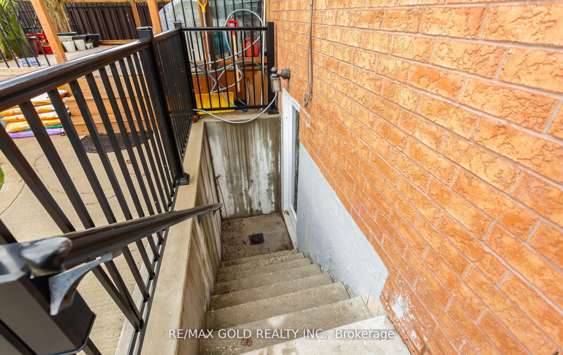 1090 Trudeau Drive Property Photo 39