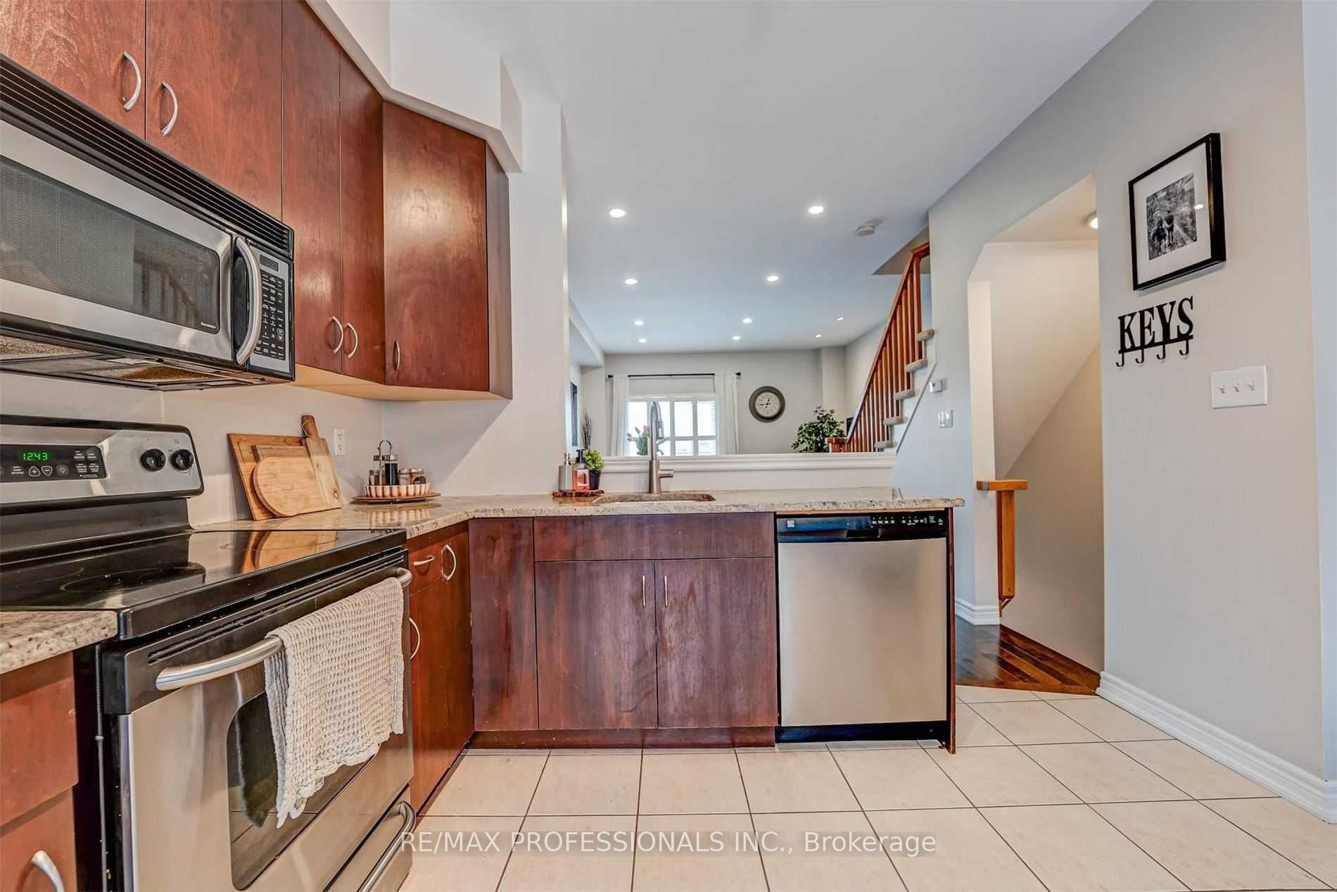 676 Rowley Common Property Photo 5
