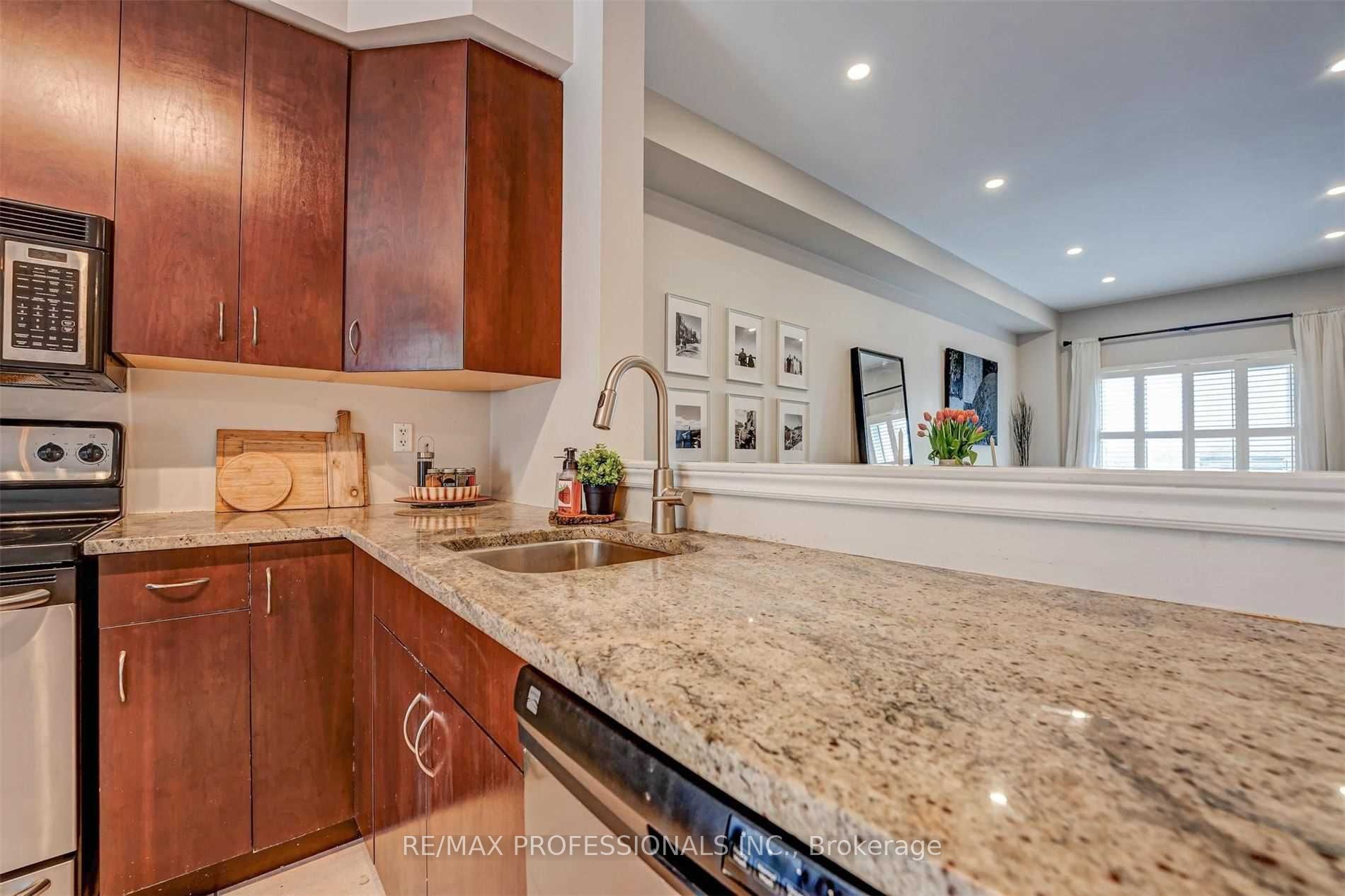 676 Rowley Common Property Photo 7