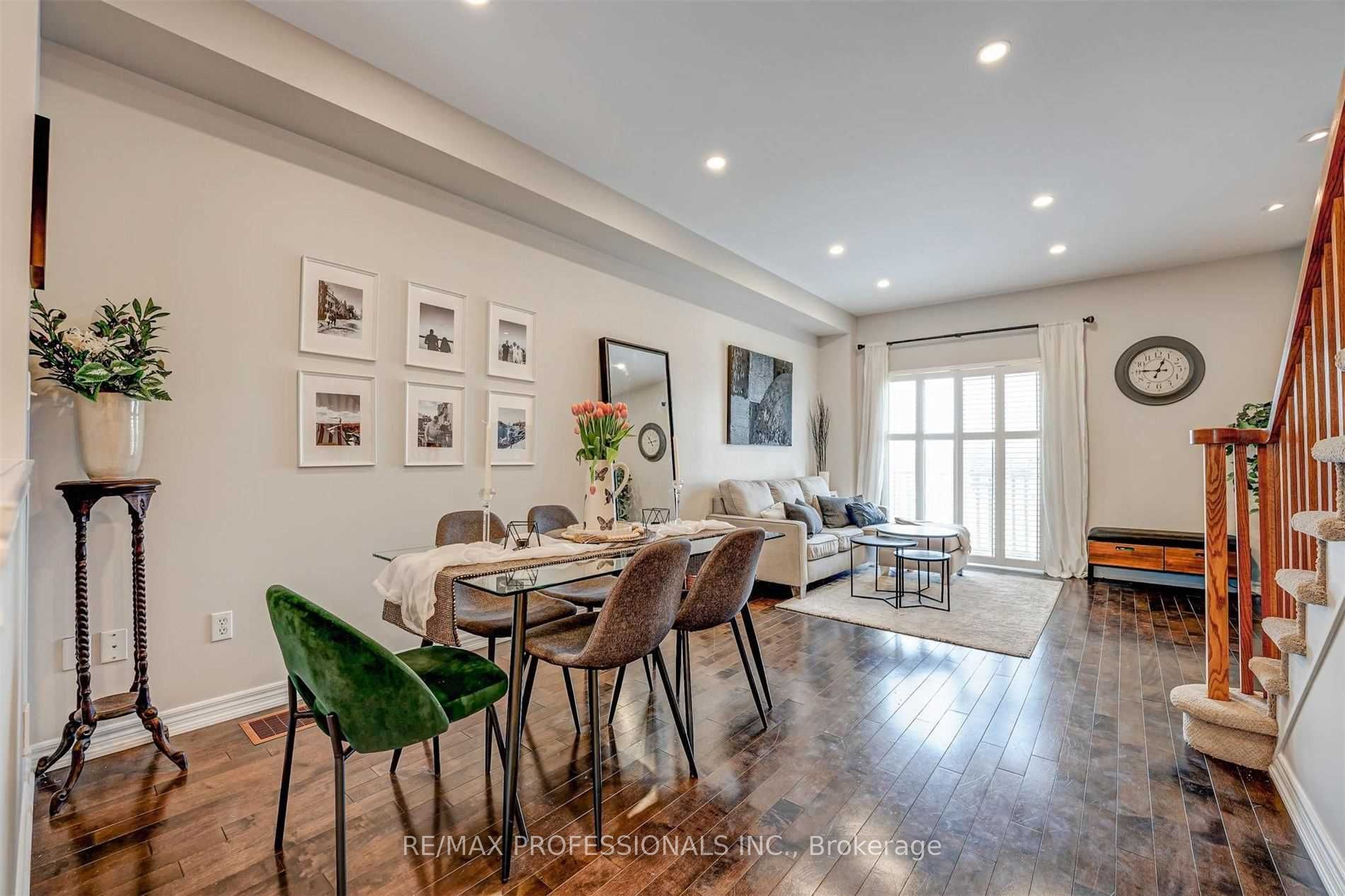 676 Rowley Common Property Photo 9